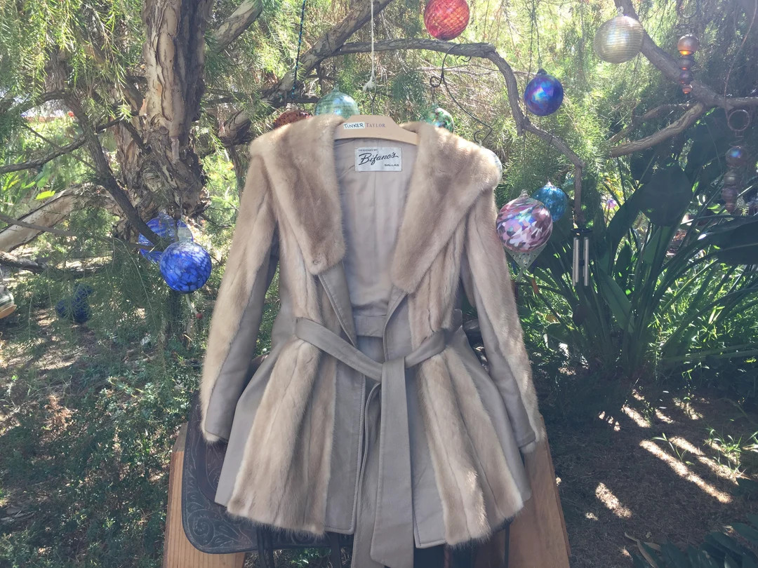 Blonde MINK PANEL COAT Size Small to Medium by Bifano's Dallas Gorgeous Mink Heavy Taffeta Lining... | Etsy (US)