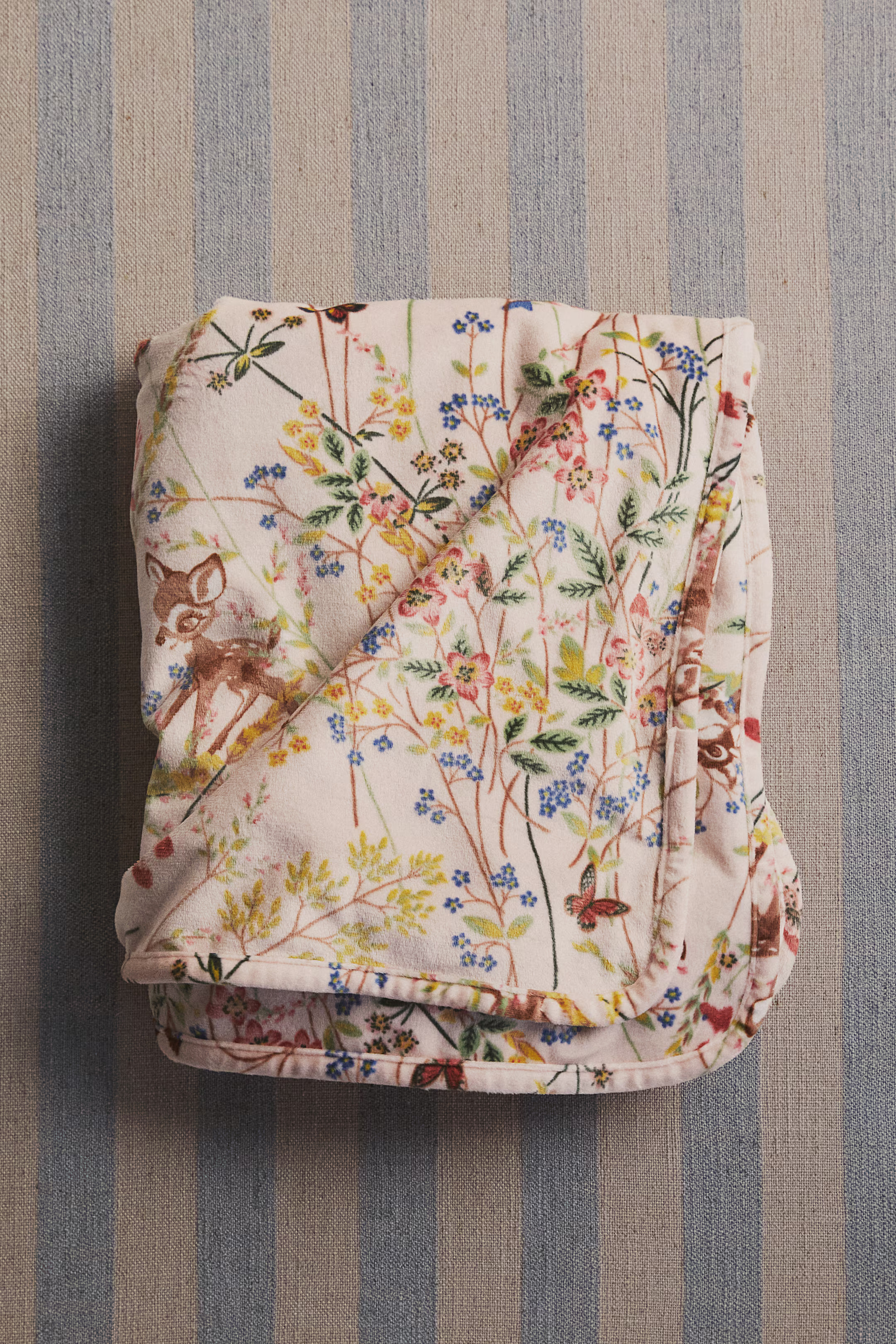 Patterned Velour Blanket | H&M (US + CA)