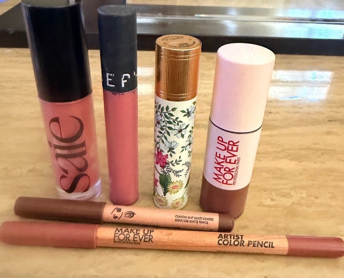 My fave lip combo of the day (LOTD)

#LTKgrwm #LTKselfcare #LTKOver40