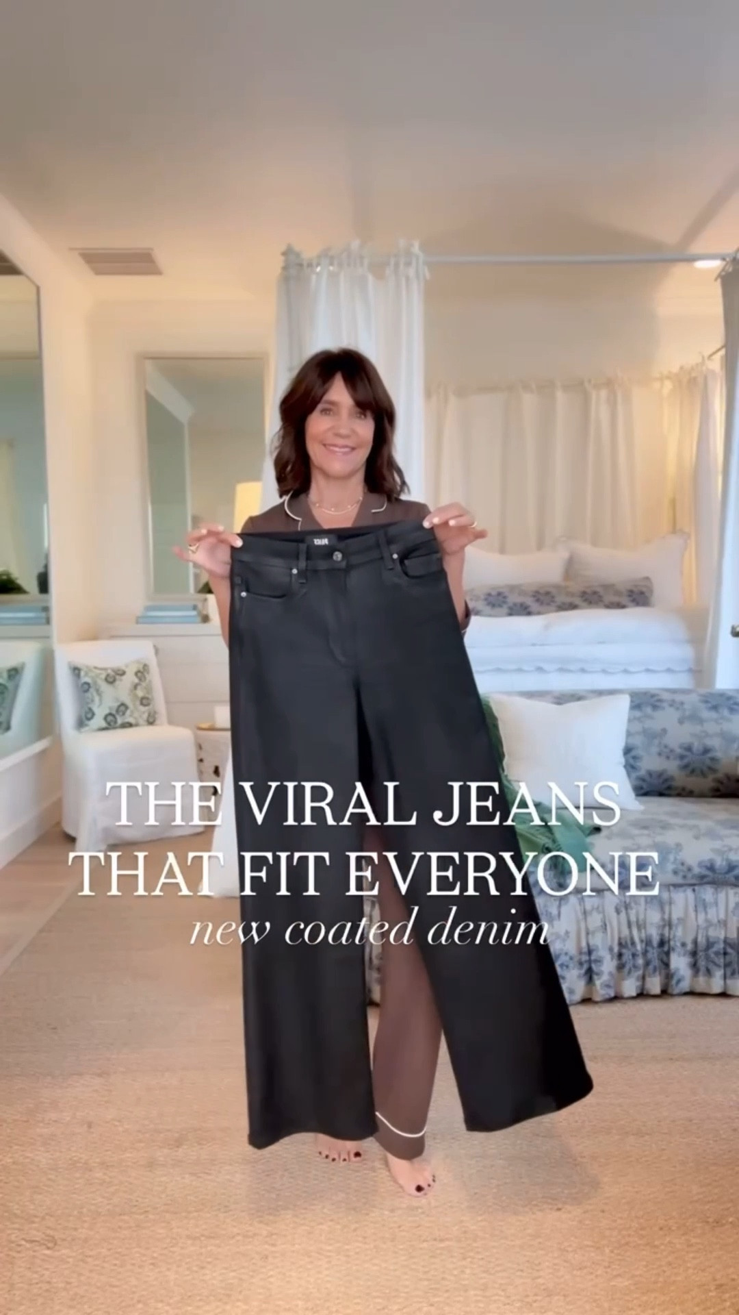 The VIRAL jeans that fit everyone! I have these in multiple colors and this new coated denim is so perfect for winter! So versatile🤩❤️

#LTKootd #LTKOver40 #LTKSeasonal