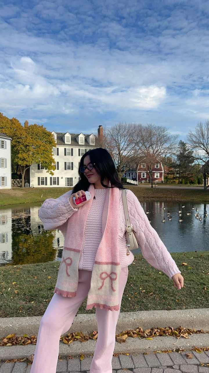 the cutest accessory @touchland 💕🌸❄️

#touchland #touchlandbagcharm #bagcharm #explorepage✨ #trendy #viral #falltrends