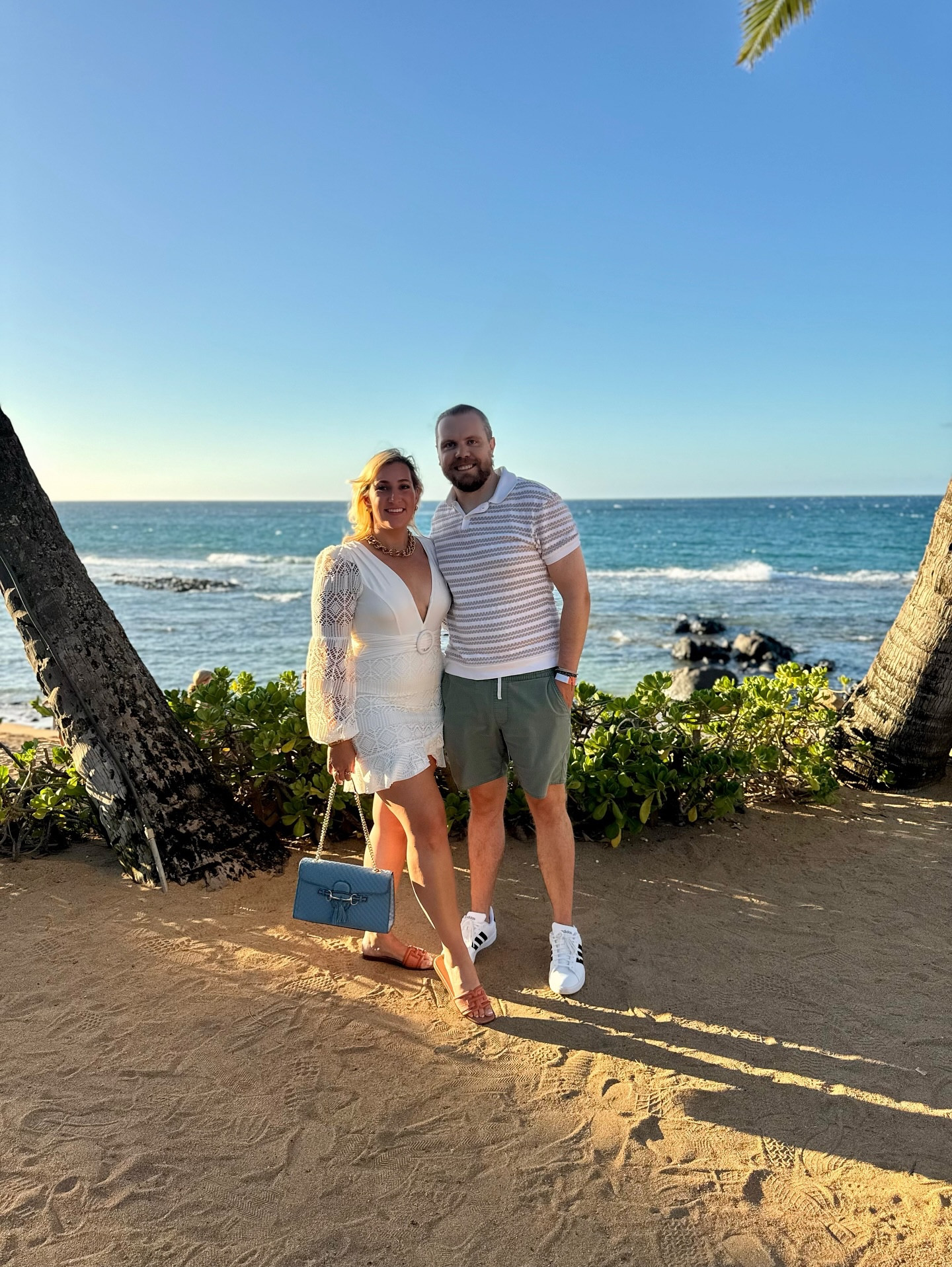 Postcards from paradise 🌺🌈🌴💌