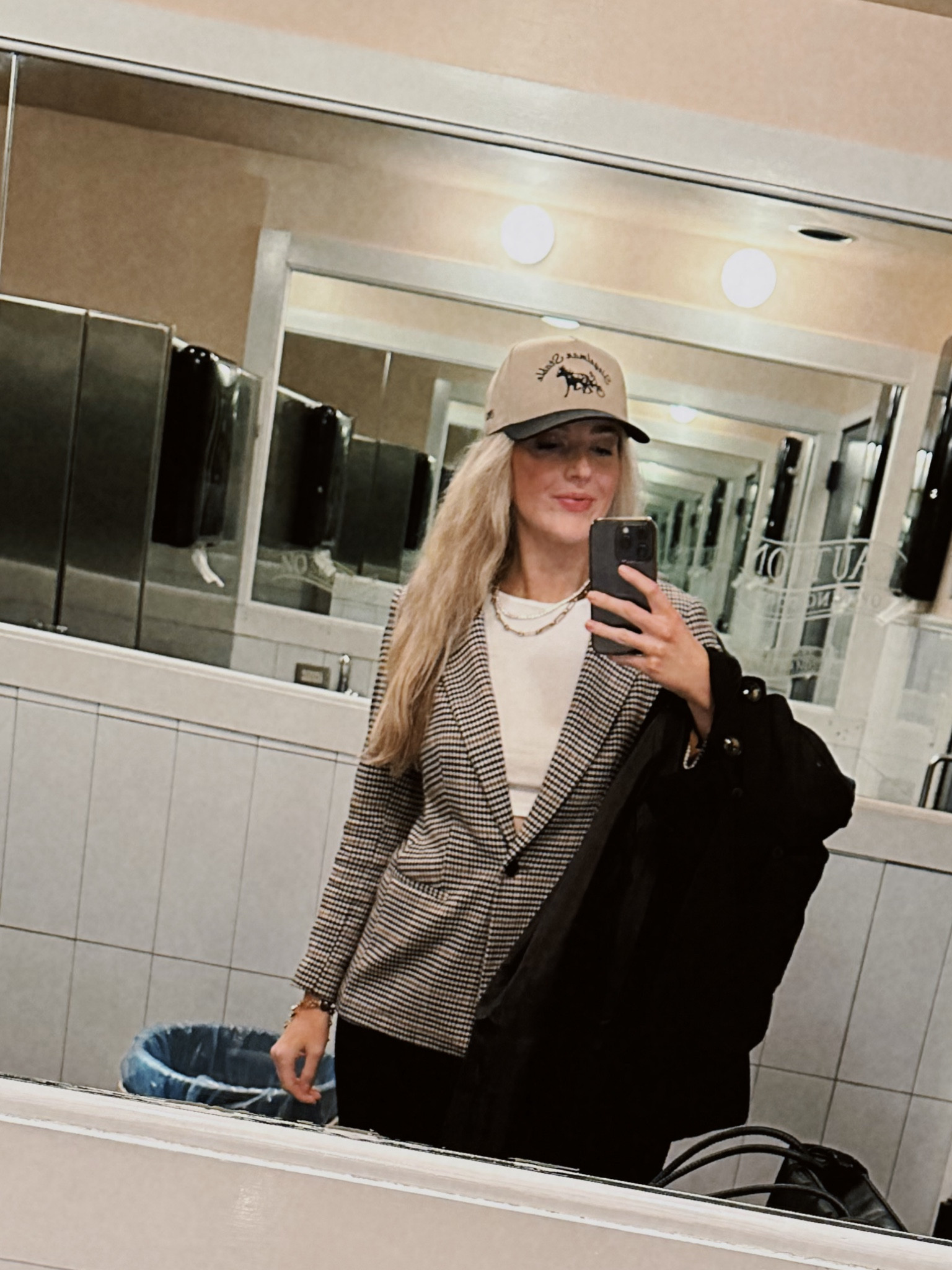 NYC Street Style | Shopping Day in Soho

#LTKfindsunder100 #LTKSeasonal #LTKSpringSale
