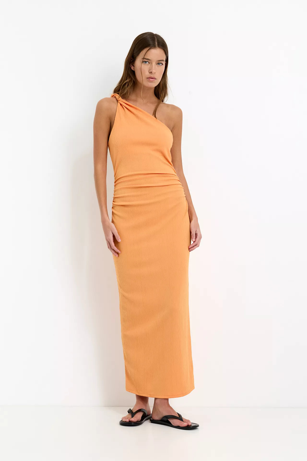 Midikleid asymmetrisch | PULL and BEAR DE