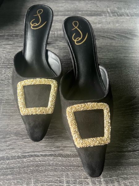 Unique black kitten heels ✨ trending shoe for fall, fall shoes 

#LTKshoecrush #LTKSeasonal #LTKover40