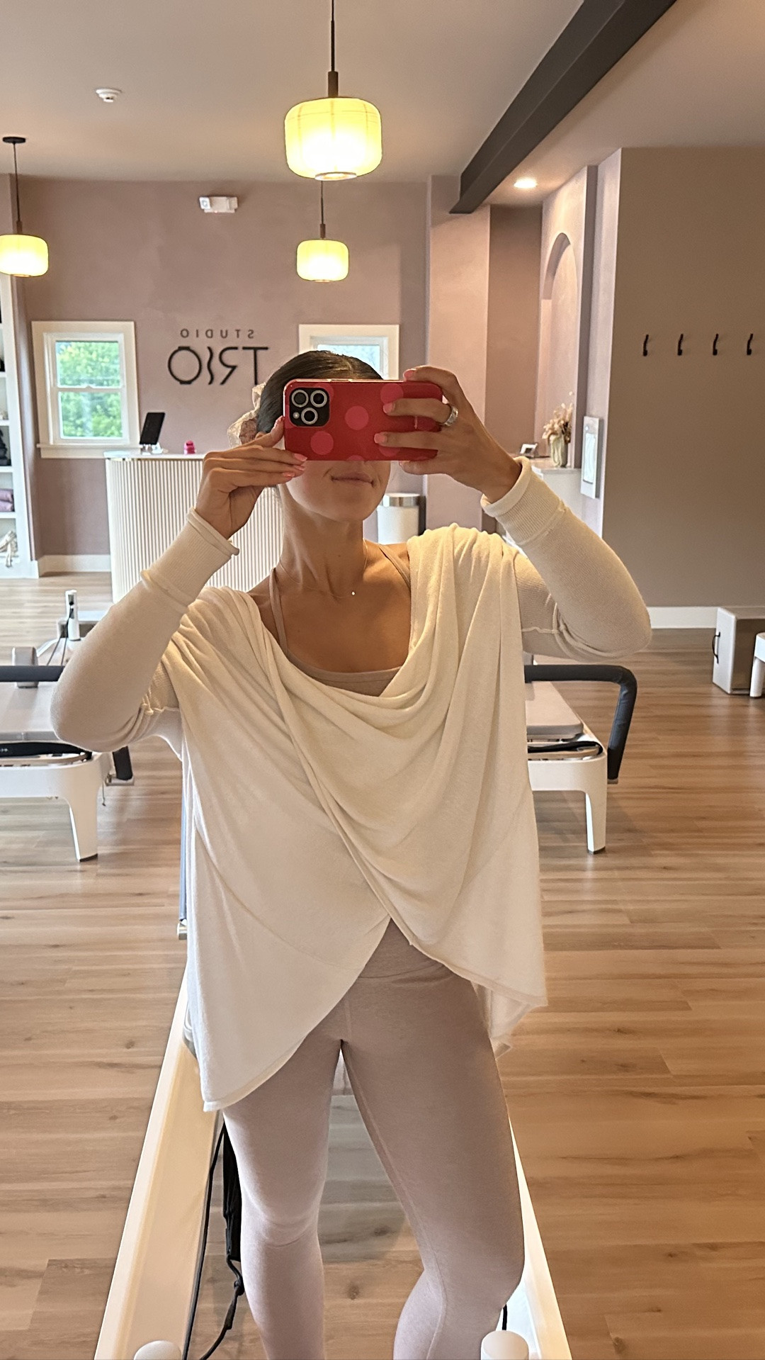 My pre class GRWM to teach reformer!!!! 💜🩰✨⭐️⭐️ obviously in my beyond yoga 😚

#LTKgrwm #LTKfitnessgoals #LTKvlog
