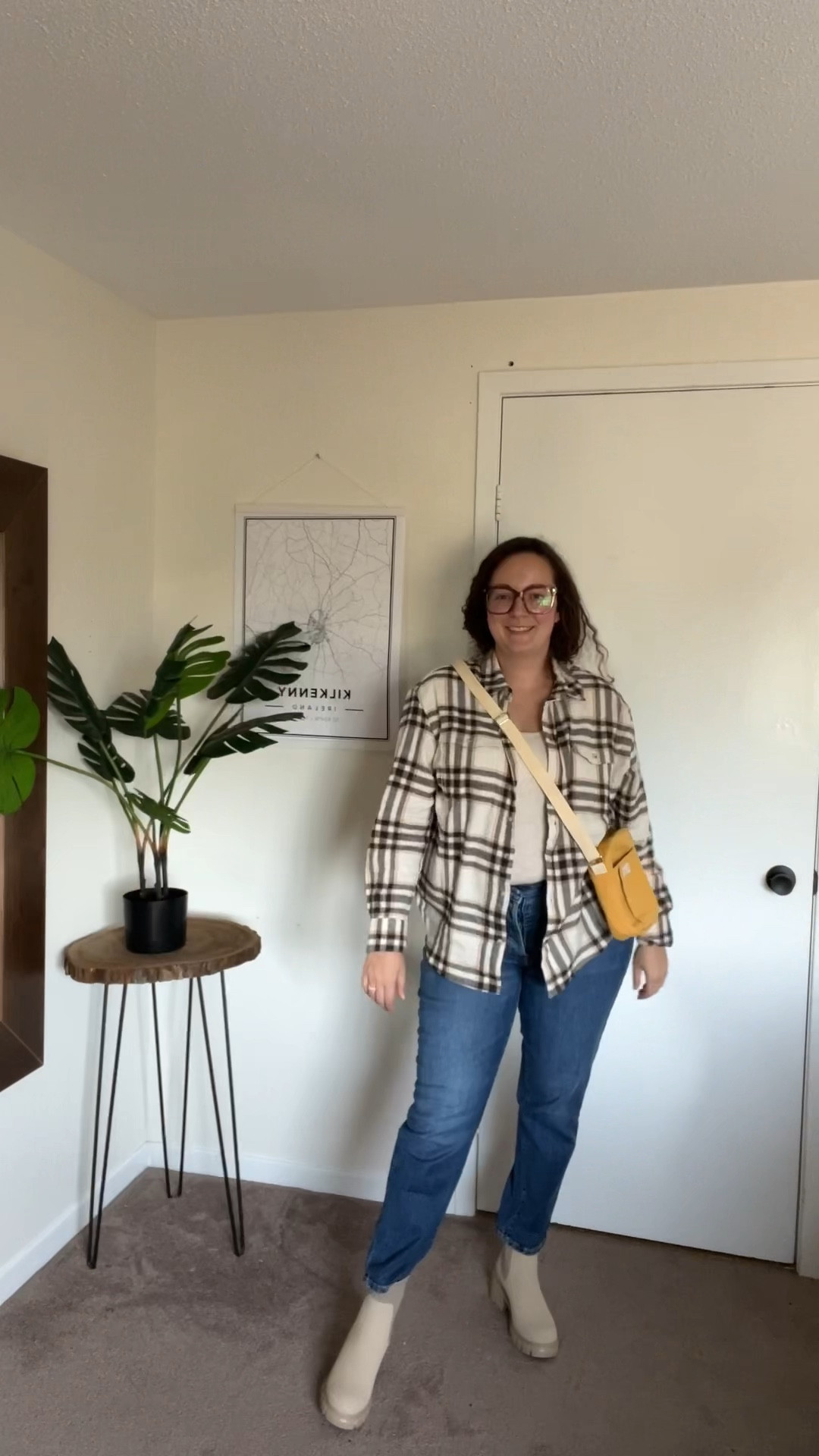 Check out this cute oversized boyfriend plaid shirt from Old Navy! Definitely one of my fall faves 

#LTKfindsunder50 #LTKstyletip #LTKmidsize