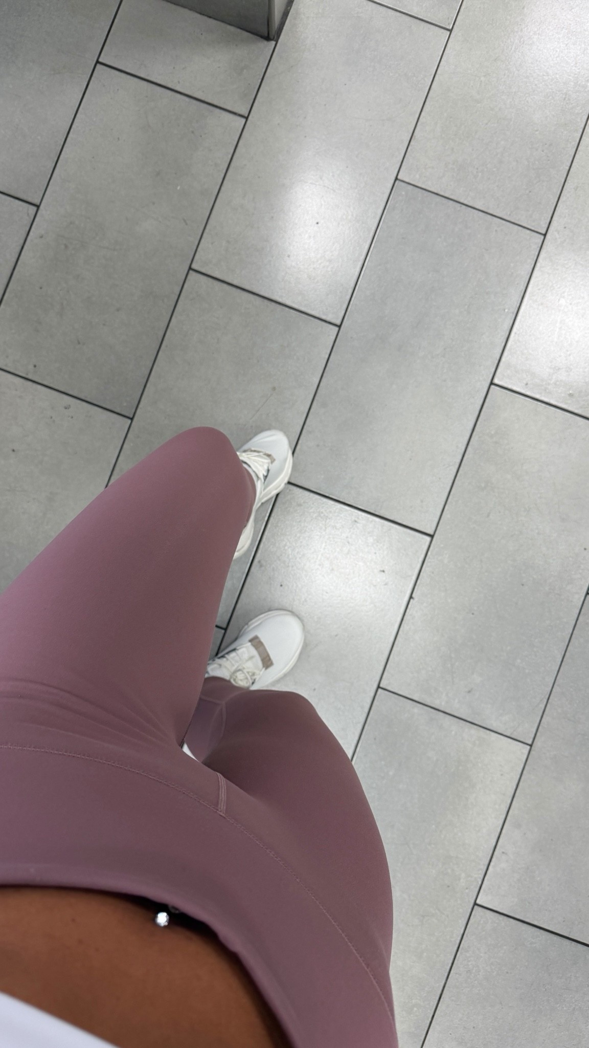 LOVE these leggings! 🤍 size S top, size M leggings. they’re comfortable, but have good compression + they don’t ride up 👏🏼 @Fabletics workout outfit

#LTKfitnessgoals #LTKActive
