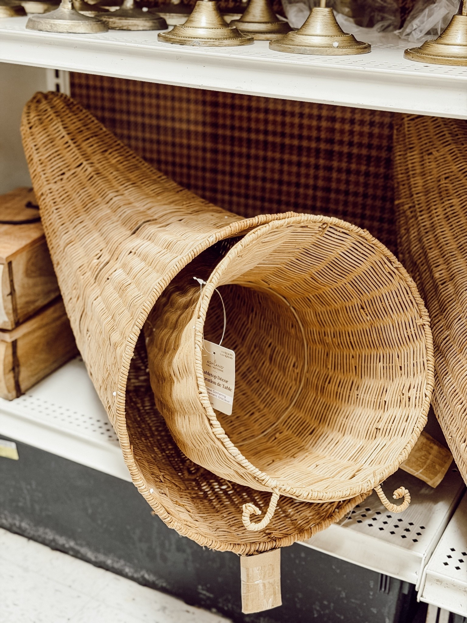 Fill these cornucopia baskets with faux florals, fruits, and/or vegetables and you’ll have the prettiest fall centerpiece for you kitchen or dining room.

#LTKSeasonal #LTKHome