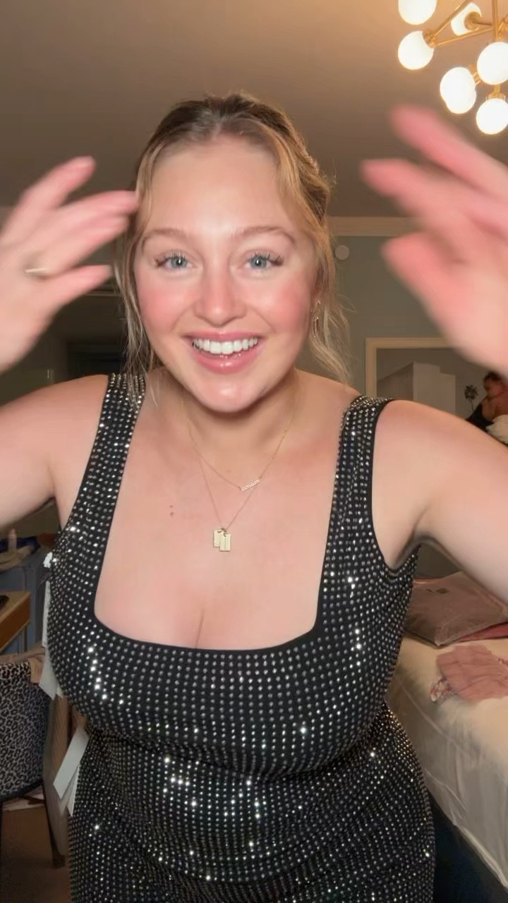 Good American, holiday glam, holiday party outfit, NYE outfit, midsize fashion 

#LTKHoliday #LTKStyleTip #LTKSeasonal