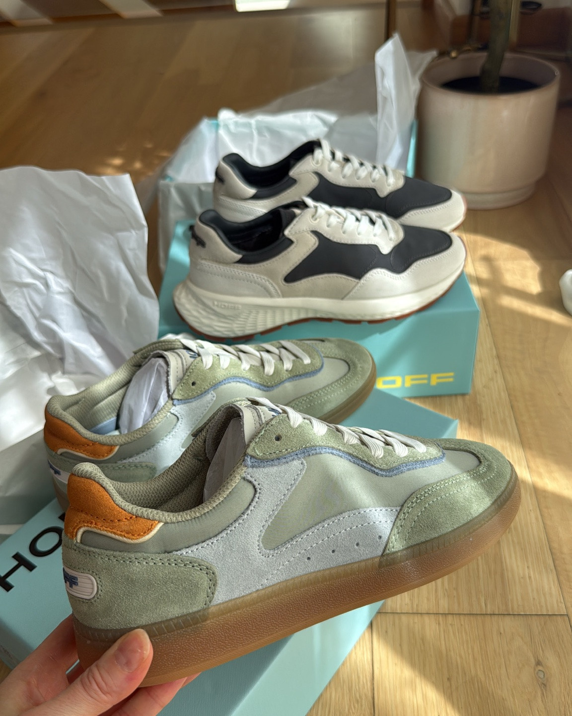 Such a gorge trainer brand and loads seem to be in the sale too 🙌🏼

They seem to be sold out in a lot of sizes so I’ve added multiple retailers in the hope atleast one has the right size for you ❤️

#LTKsummer