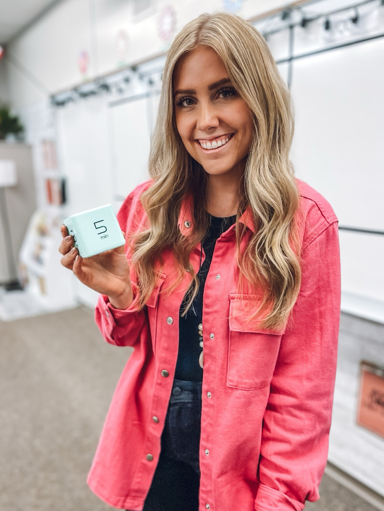 this cube timer is amazing for the classroom! comes in other variations with different amount of time! you put the one you want facing up and the timer starts! Super easy to use and I loved having a few so I could use them with stations!

| classroom | timer | middle school teacher 

#LTKFindsUnder100 #LTKFindsUnder50