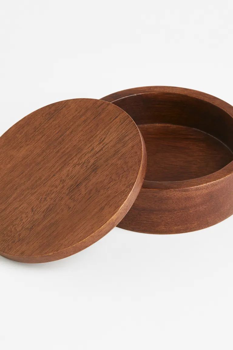 Lidded wooden box | H&M (US + CA)