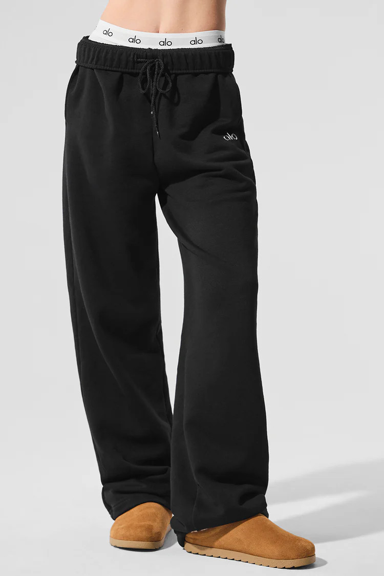 Accolade Straight Leg Sweatpant - Black | Alo Yoga (US)