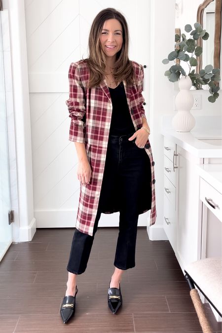 The cutest plaid jacket from the NSALE! 

Jacket is xs
Top xs 
Sling backs 5 

Monic sutter , NSALE find , plaid jacket  

#LTKxNSale #LTKunder100 #LTKFind