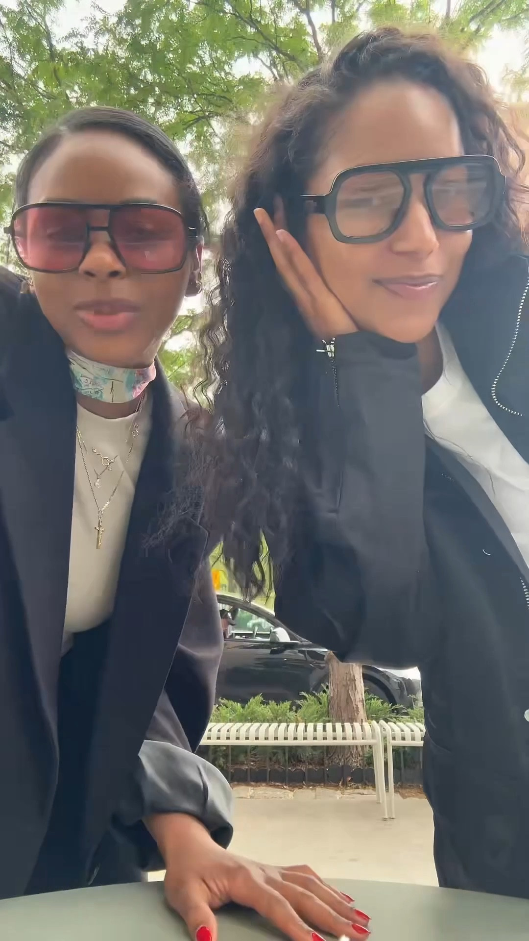 The chill gal lunch look: 
Light color tee
Dark denim
Dark jacket
