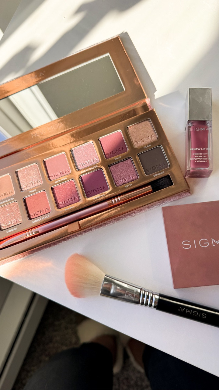 The easiest way to get modern, elevated glam ✨the modern muse bundle includes everything shown here ✨🤍

I used @sigmabeauty Modern Muse Bundle to create this full look, and it’s 50% off during the Sigma Semi-Annual Sale — normally $164, now $82! 

The sale is live now with up to 75% off sitewide, but this bundle is such a standout if you want everything in one set.
Limited-time — shop before it ends on 1/22
•
•

#SigmaBeauty #SigmaSemiAnnualSale #ModernMuse #SigmaPartner #grwm #modernmuse #makeupgrwm #makeuptutorial #makeuplooks

#LTKmorningroutine #LTKFindsUnder100 #LTKgrwm
