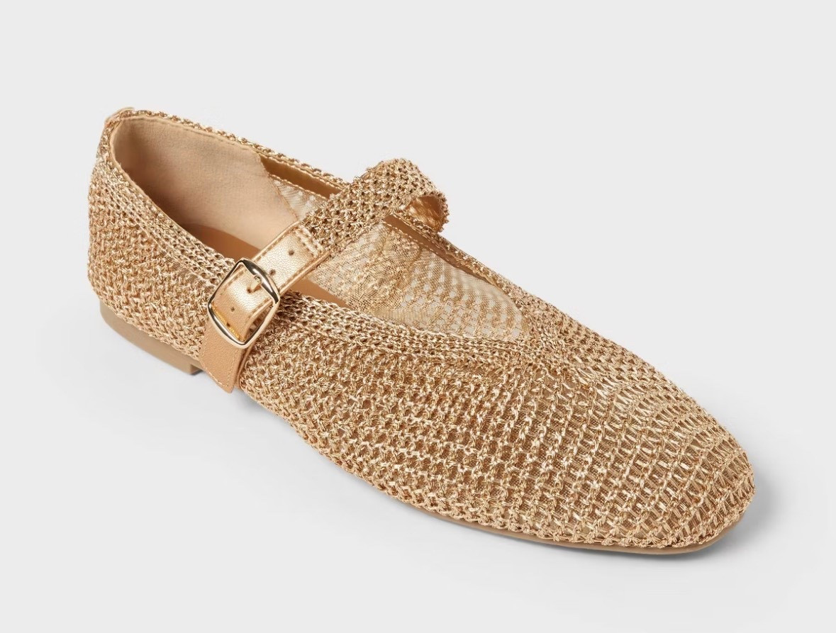 Obsessed with these flats from target! they have a very soft cushion bottom and fit tru to size. More of a shimmery copper than the picture 

#LTKdayinmylife #LTKgrwm