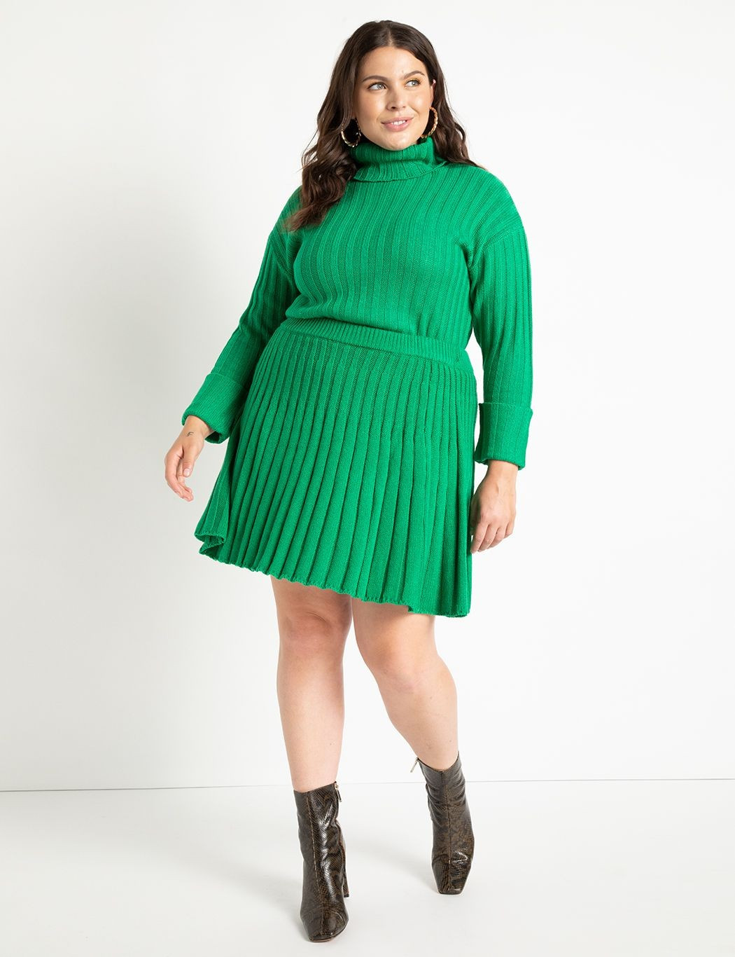 Mini Sweater Skirt | Women's Plus Size Skirts | ELOQUII | Eloquii