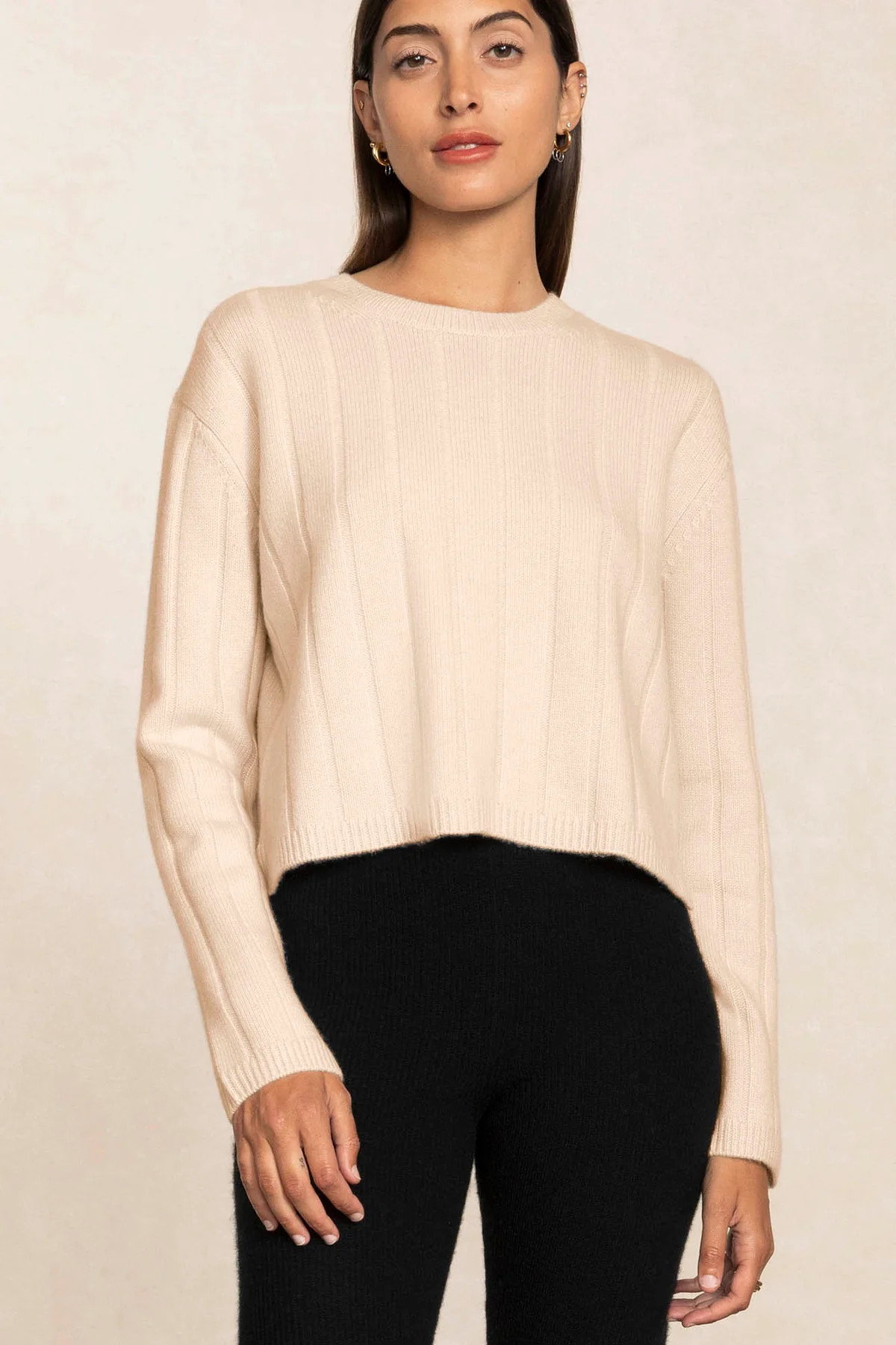 XENIA RIBBED CREWNECK CASMERE SWEATER | NAKED CASHMERE