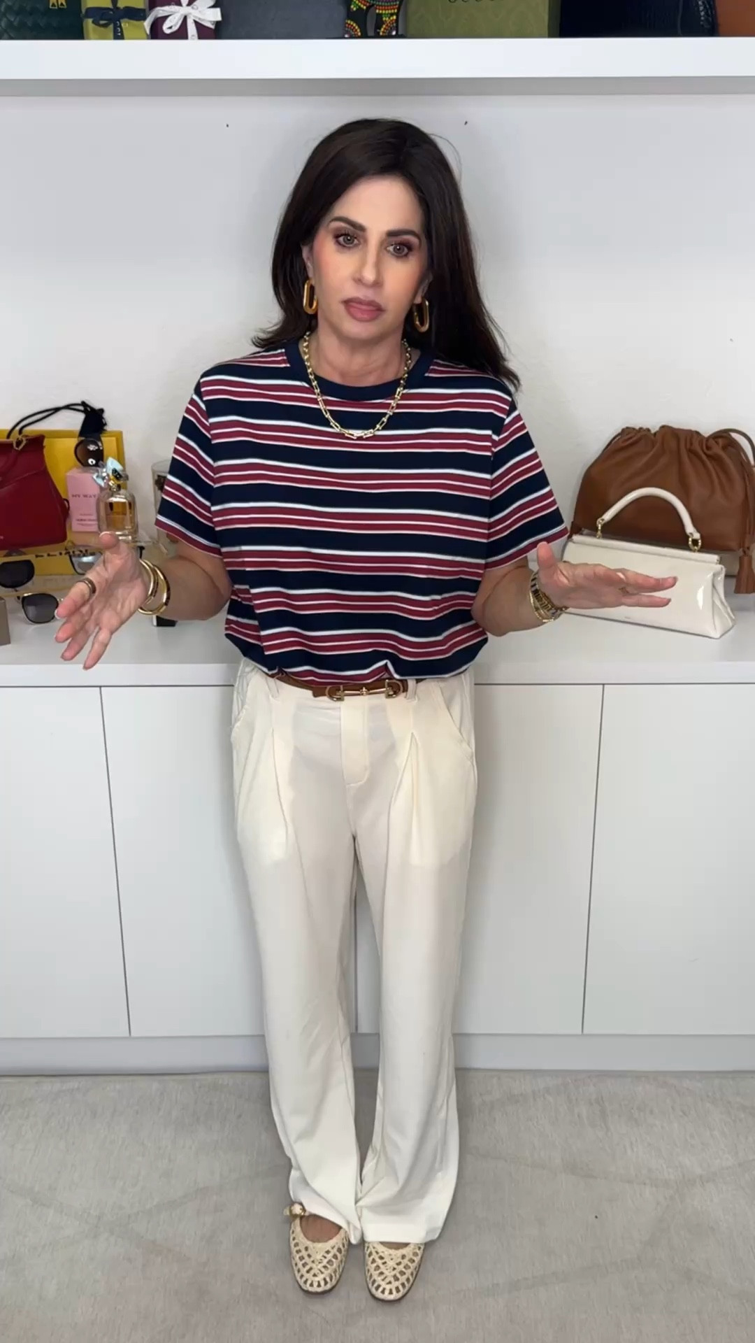 A super casual but put together look. Top ( medium) I sized up to be loose fitting. Pants are amazing . Available in different lengths . I am wearing the 25x28. 
#everydaystyle #everydaylook #comfortablestyle

#LTKootd #LTKPetite #LTKOver40