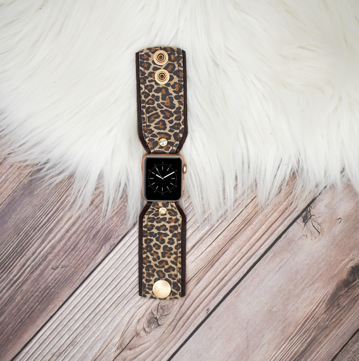 Bow Band in Baby Leopard Nubuck | Sparkl