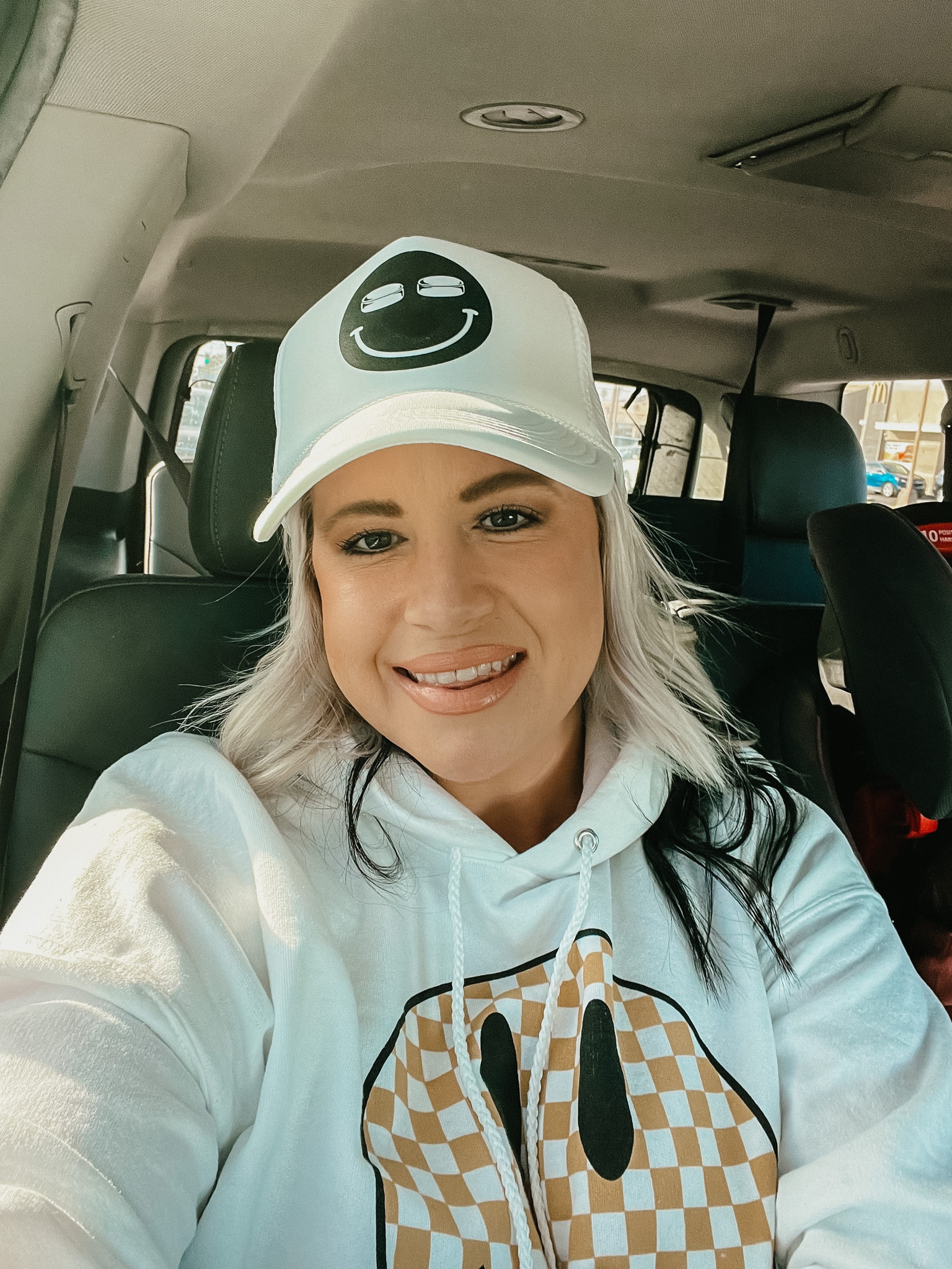 #hockeyhat #slyfoxthreads #kristahortonxslyfoxthreads #imacoolmom #hockey #ltkfinds

#LTKFind