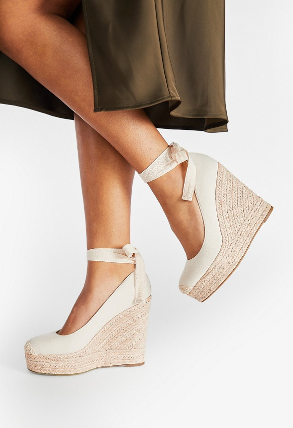 Vilette Espadrille Wedge | JustFab