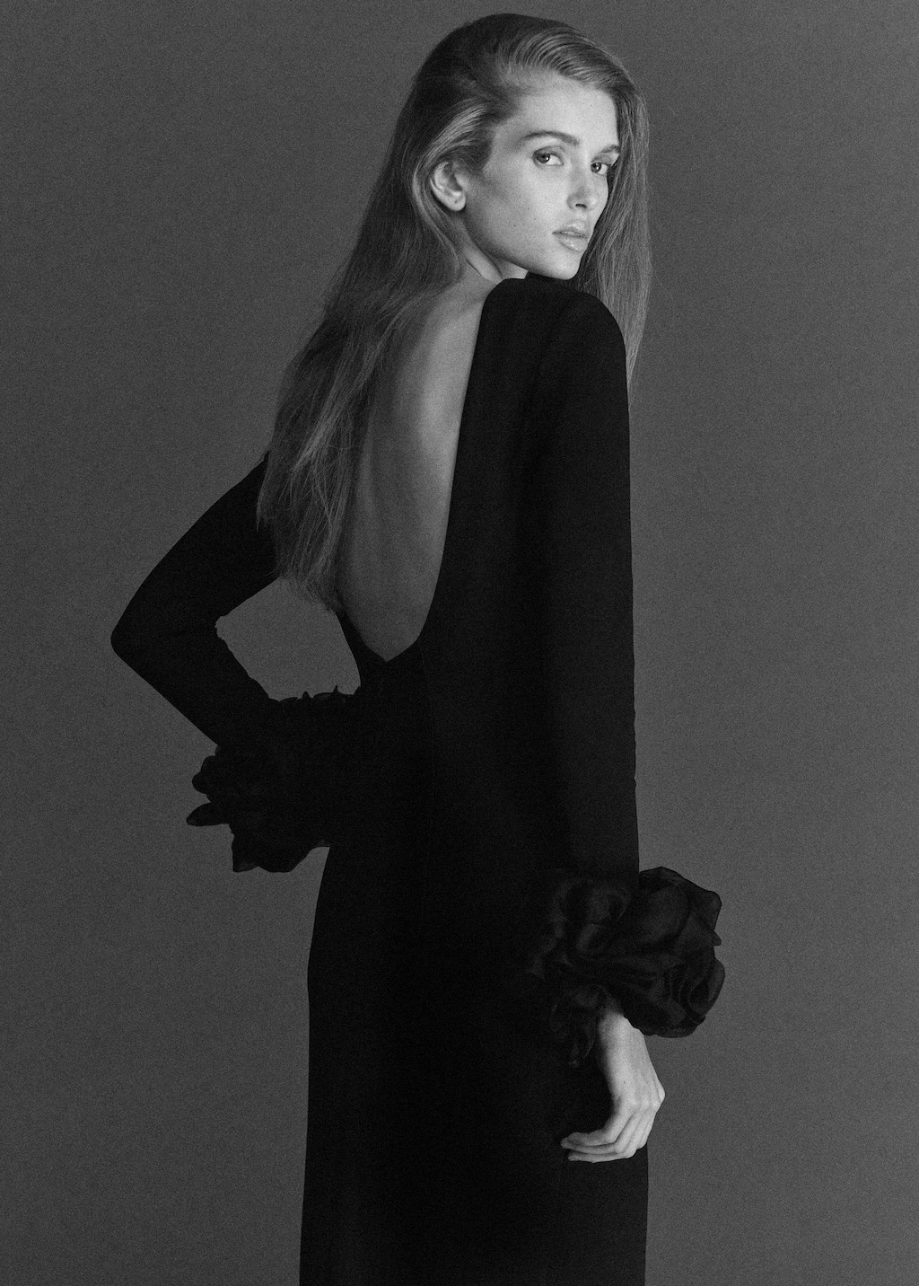 Open-back dress with flower cuffs - Women | MANGO USA | Mango (US/MX/AU)