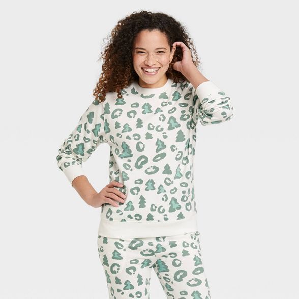 Women's Christmas Tree Holiday Graphic Sweatshirt - Green | Target