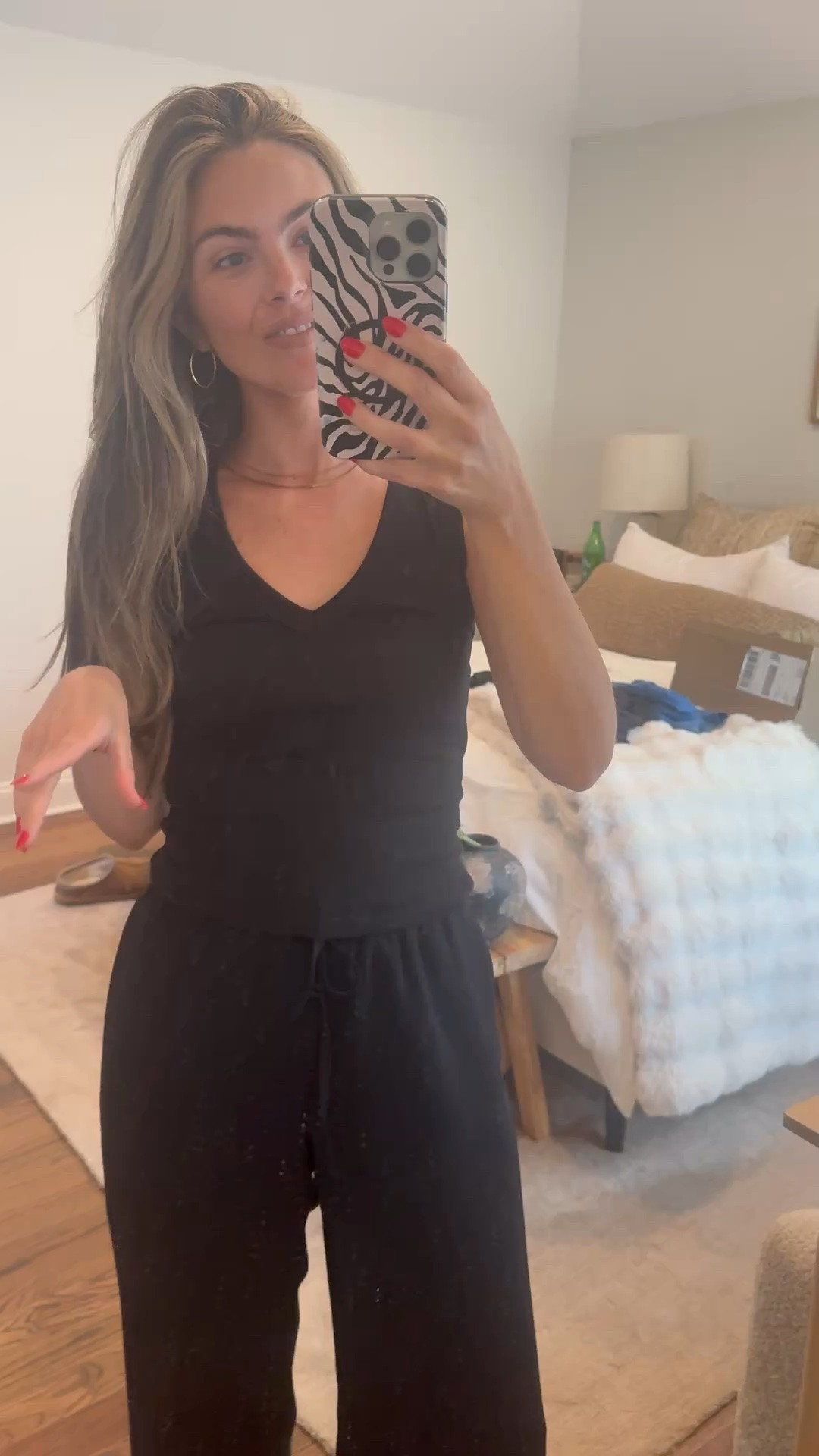 Perfect easy yet chic mom ootd!! Wearing an XS in tank and small in capris!

@Aritzia 

Easy outfits, casual chic, errands outfit, aritzia, mom ootd, aritzia outfits, elevated basics, capris

#LTKdayinmylife #LTKmomlife #LTKootd
