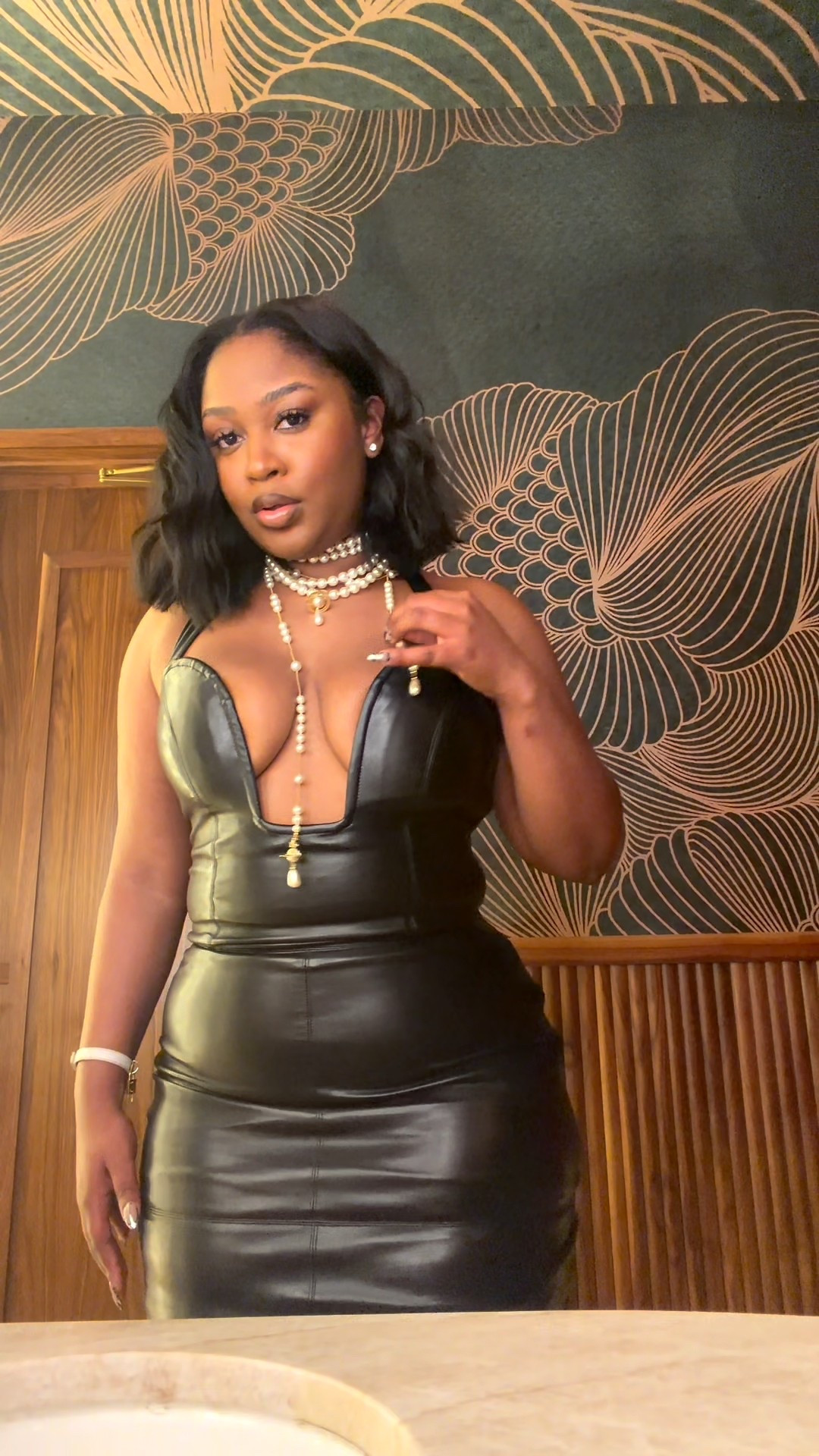 Size; L - Outcast Black Maxi ✨🍸

#LTKMidsize #LTKgrwm