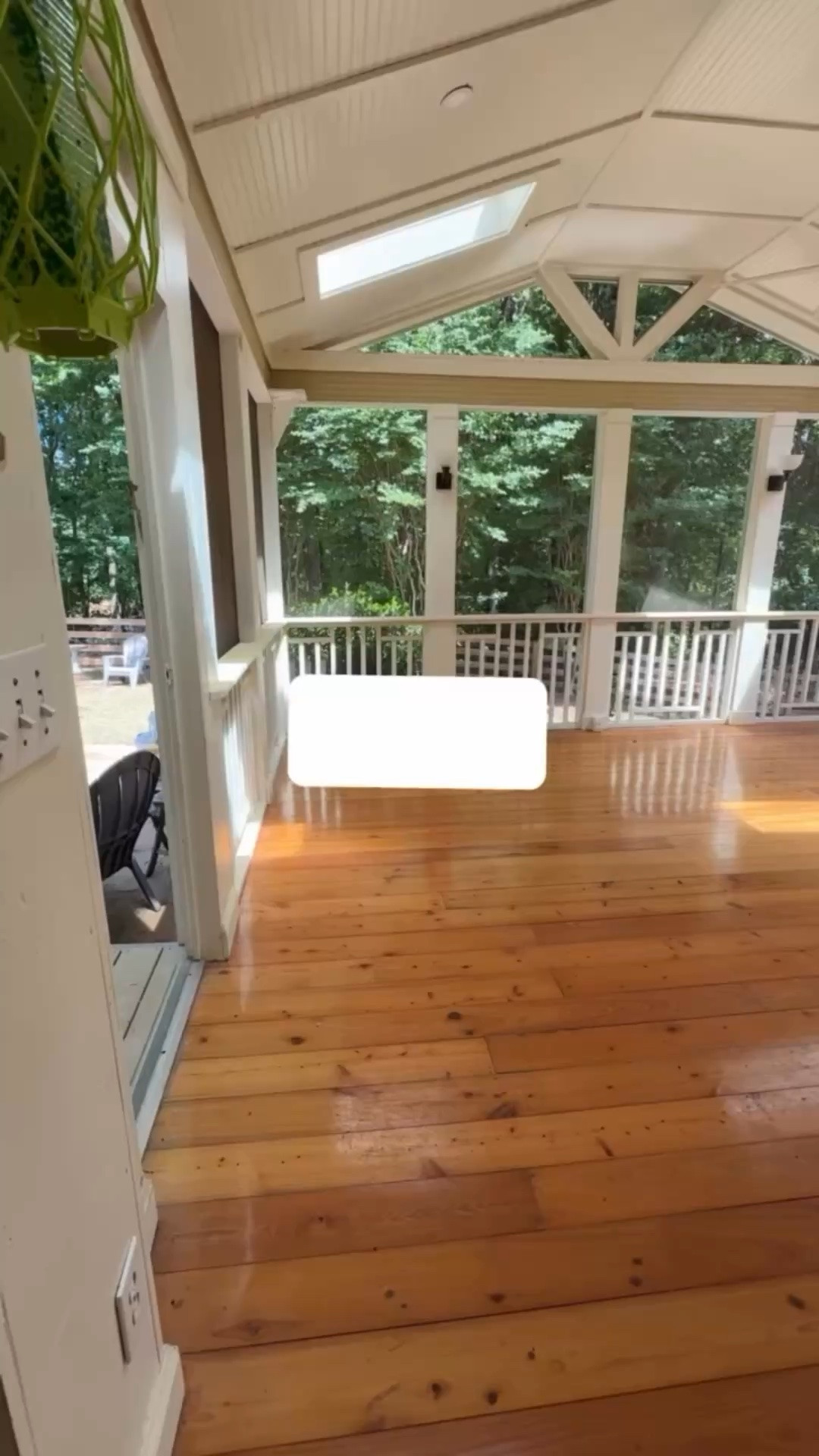 We finally did the a thing.

You know that space in your house that’s been “on the list” for months? Yeah. Our sunroom was that space.

Before: basically an empty space for pollen to collect.
After: a place we want to hang out and invite people into

No Pinterest-level perfection. Just furniture that fits, decor that makes sense, and a space that finally feels usable.

What’s your “I’ll get to it eventually” space? Drop it below — maybe this is your sign to finally tackle it. 💛
