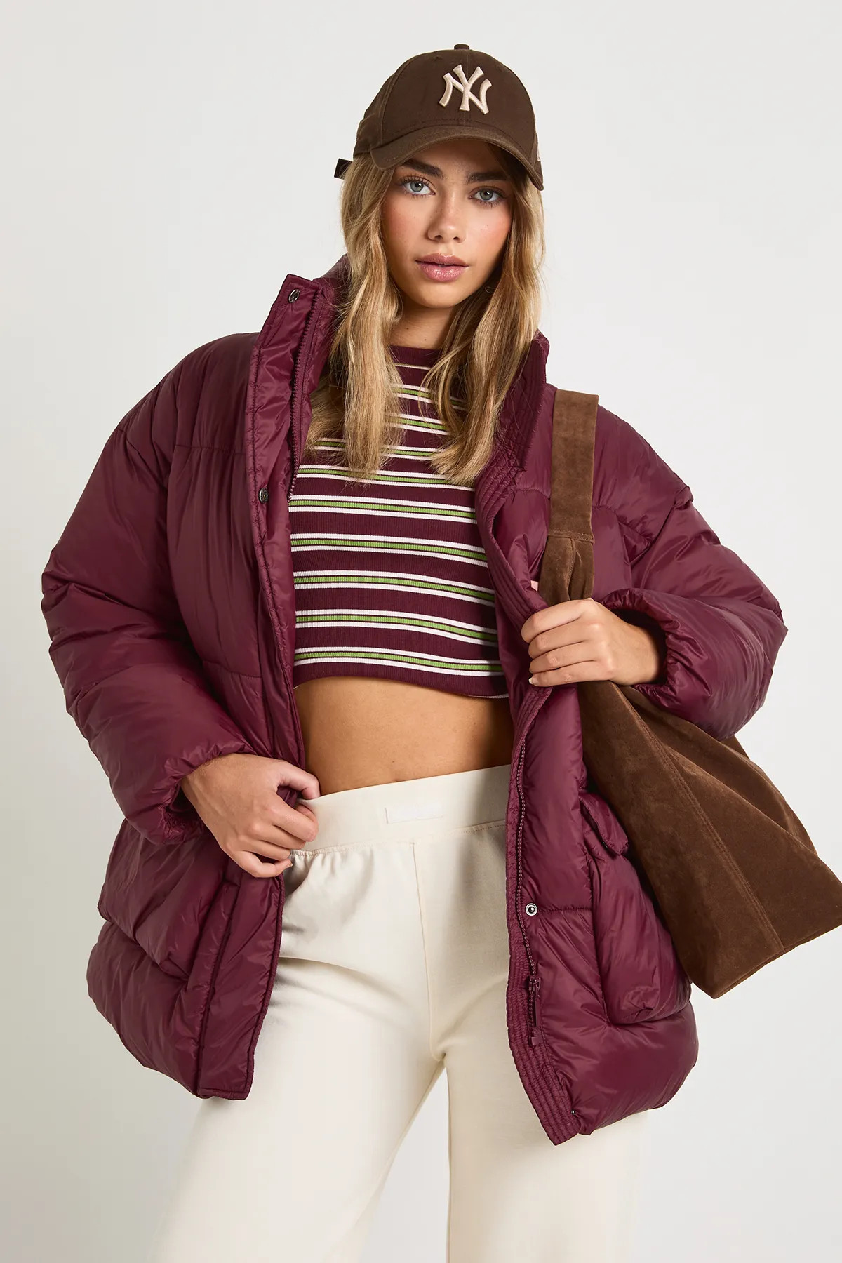 Jackets & Coats | Oversized Hooded Puffer Jacket | boohoo | Boohoo.com (UK & IE)