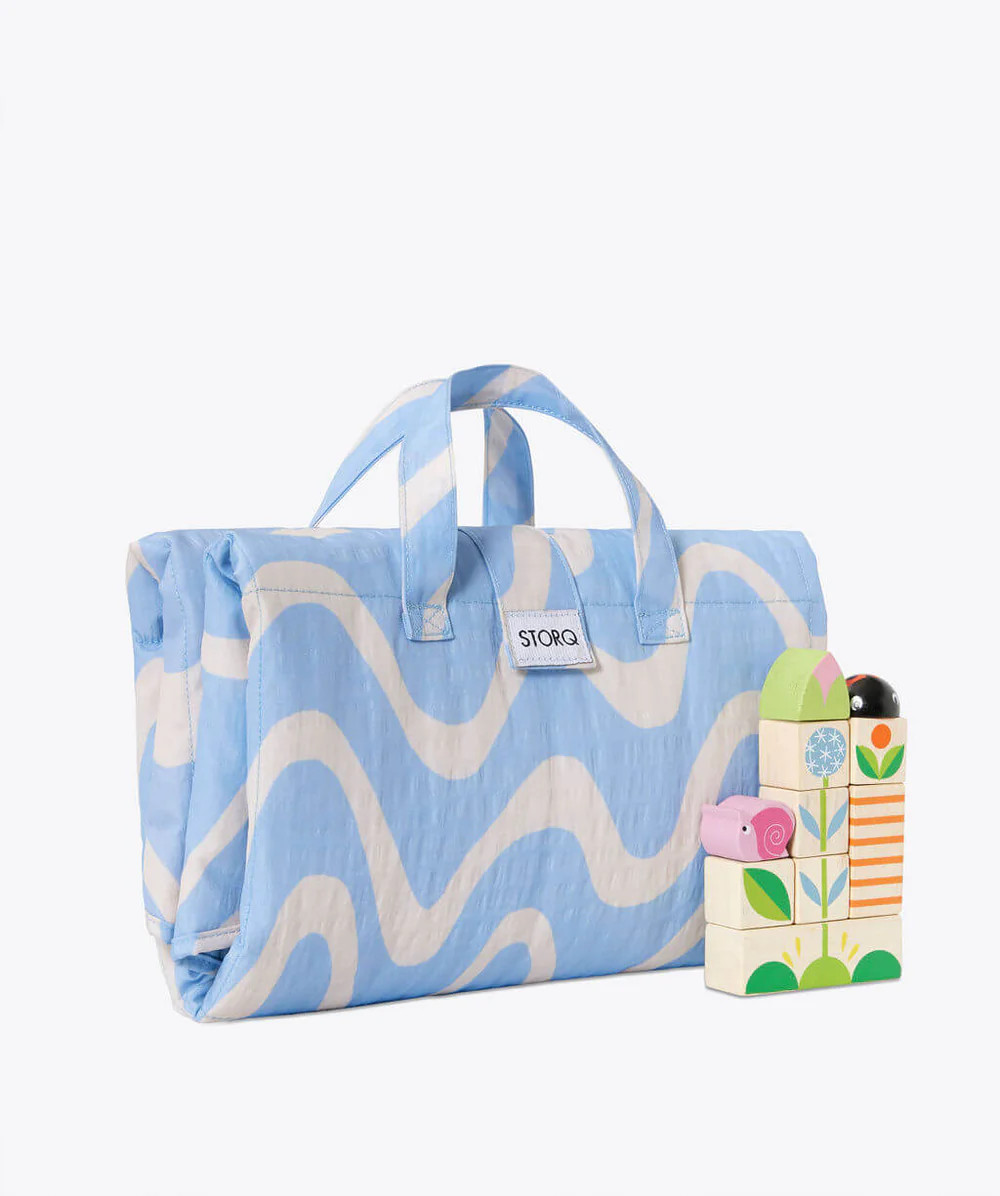 Inside/Outside Play Mat | Storq Inc