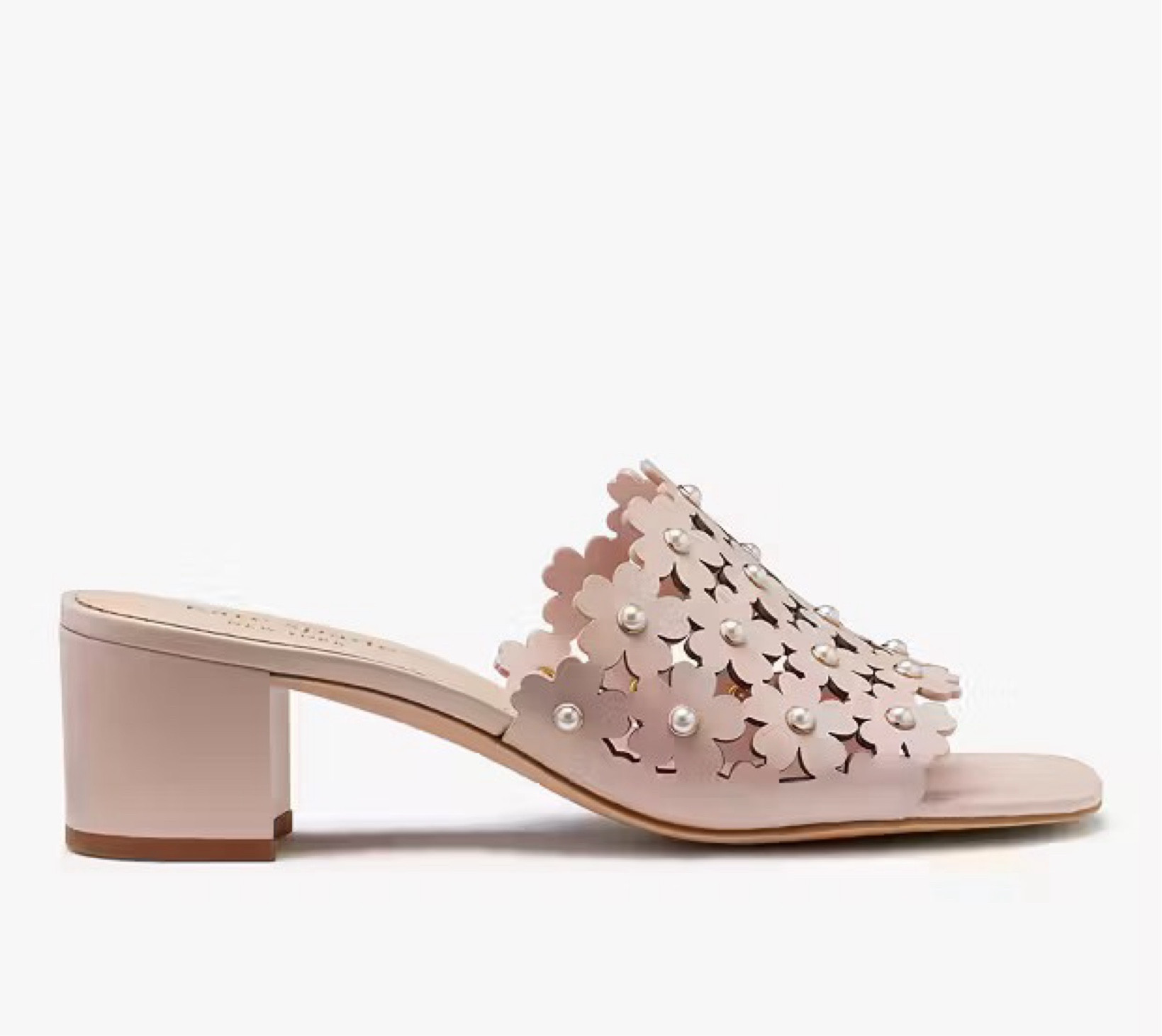 Kate spade blush sandal heels 

#LTKSummerSales #LTKStyleTip #LTKShoeCrush