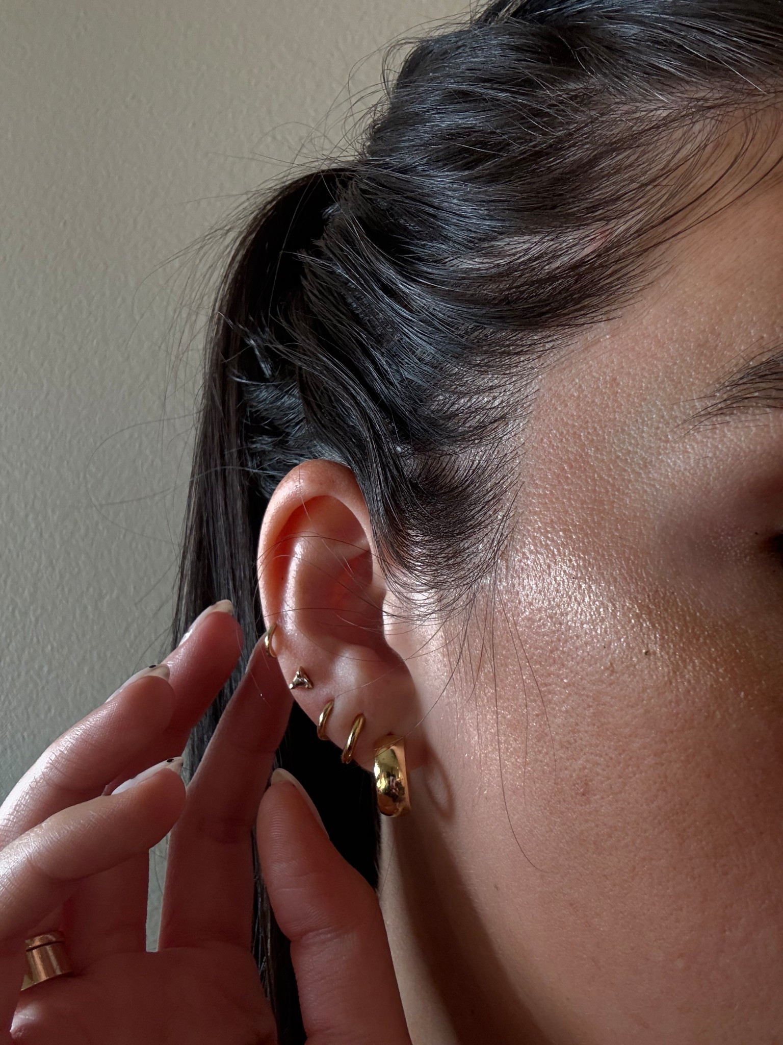 Earrings, mini hoops, cuff earrings gold 

#LTKStyleTip #LTKOver40 #LTKFindsUnder50