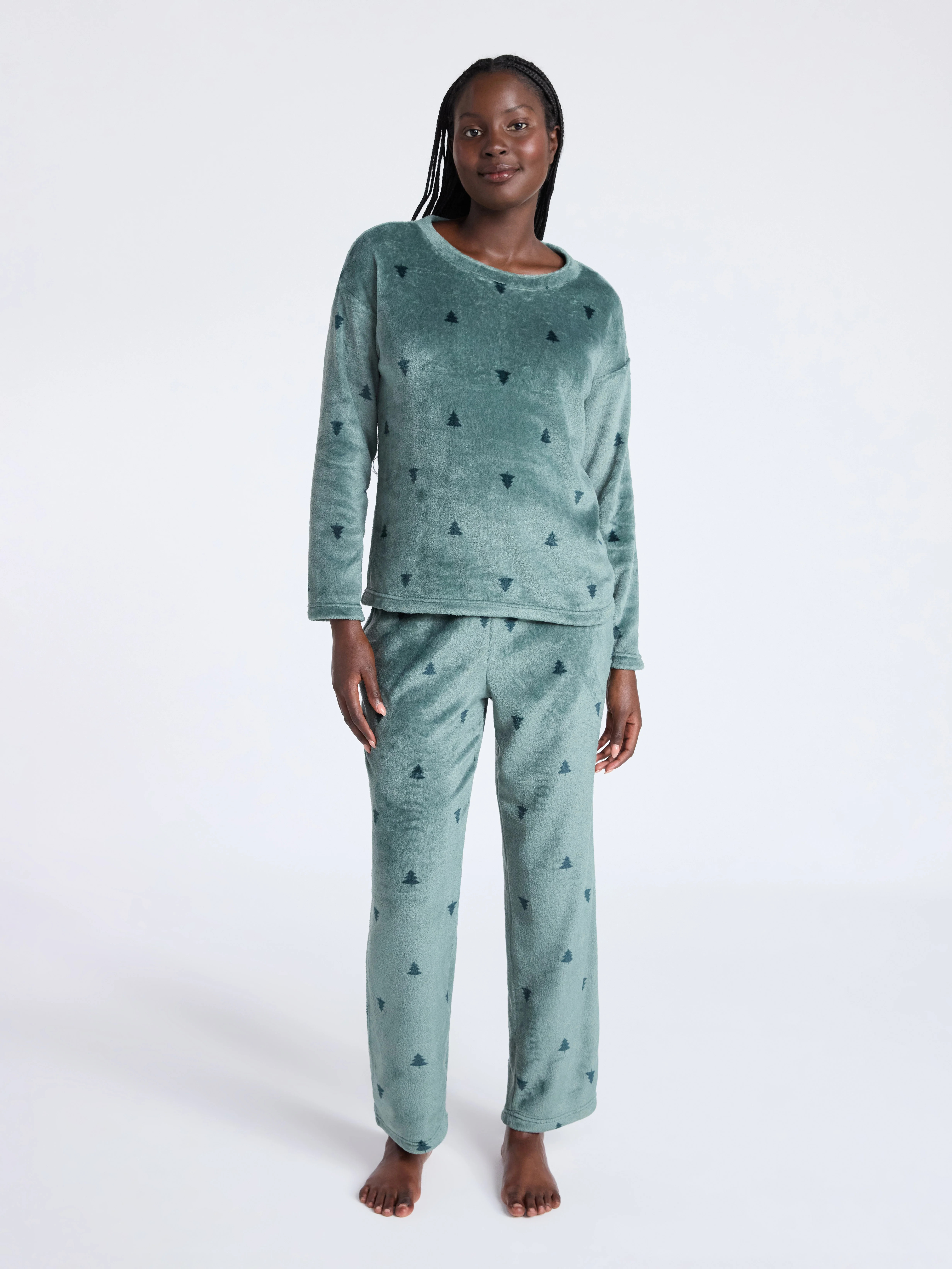 Joyspun Women's Folded Giftable Plush Long Sleeve Top and Pants Pajamas Set, 2-Piece, Sizes S-3X | Walmart (US)