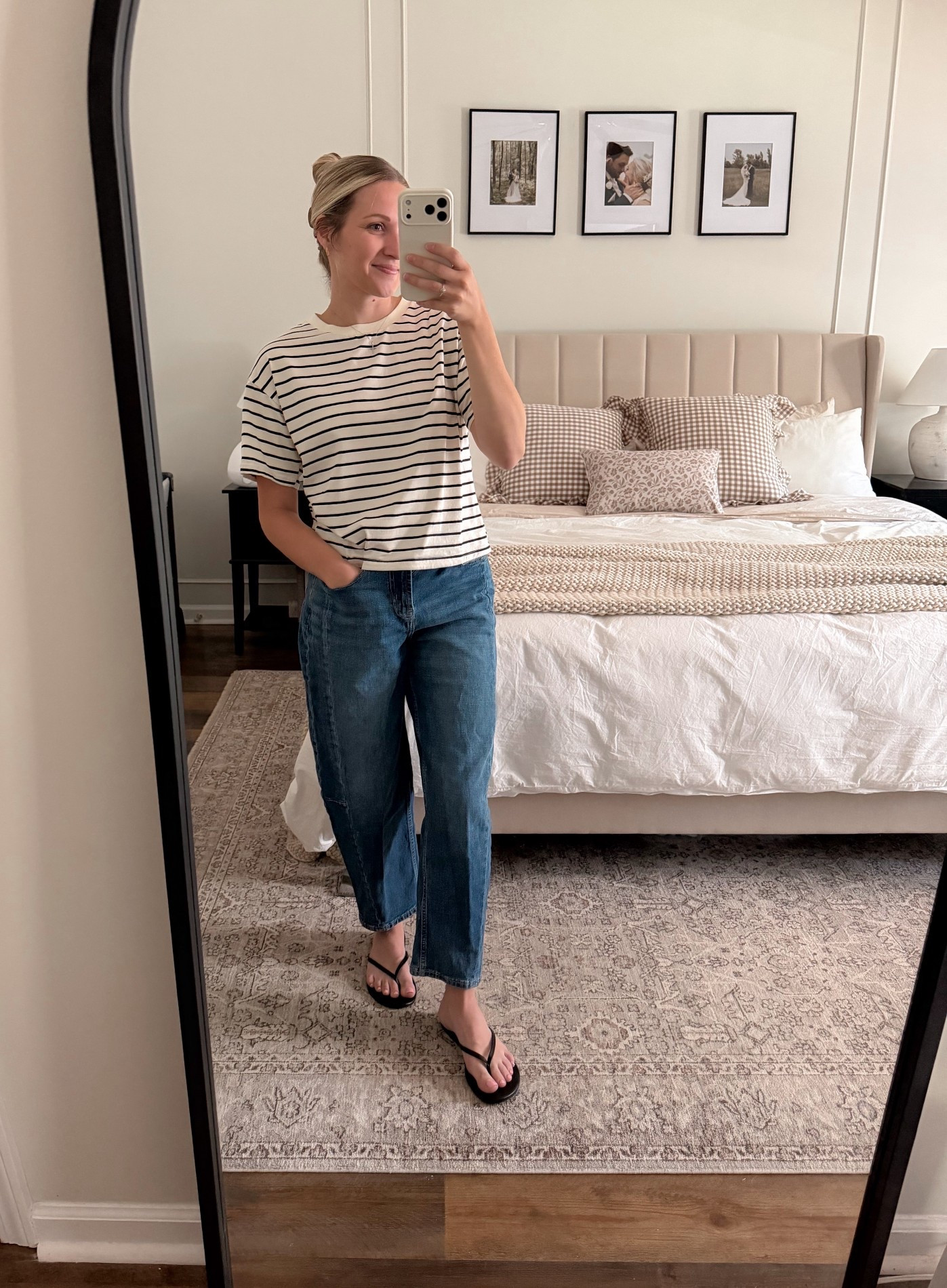 The perfect boxy tee and jean combo 😍

#LTKmomlife #LTKSaleAlert #LTKootd
