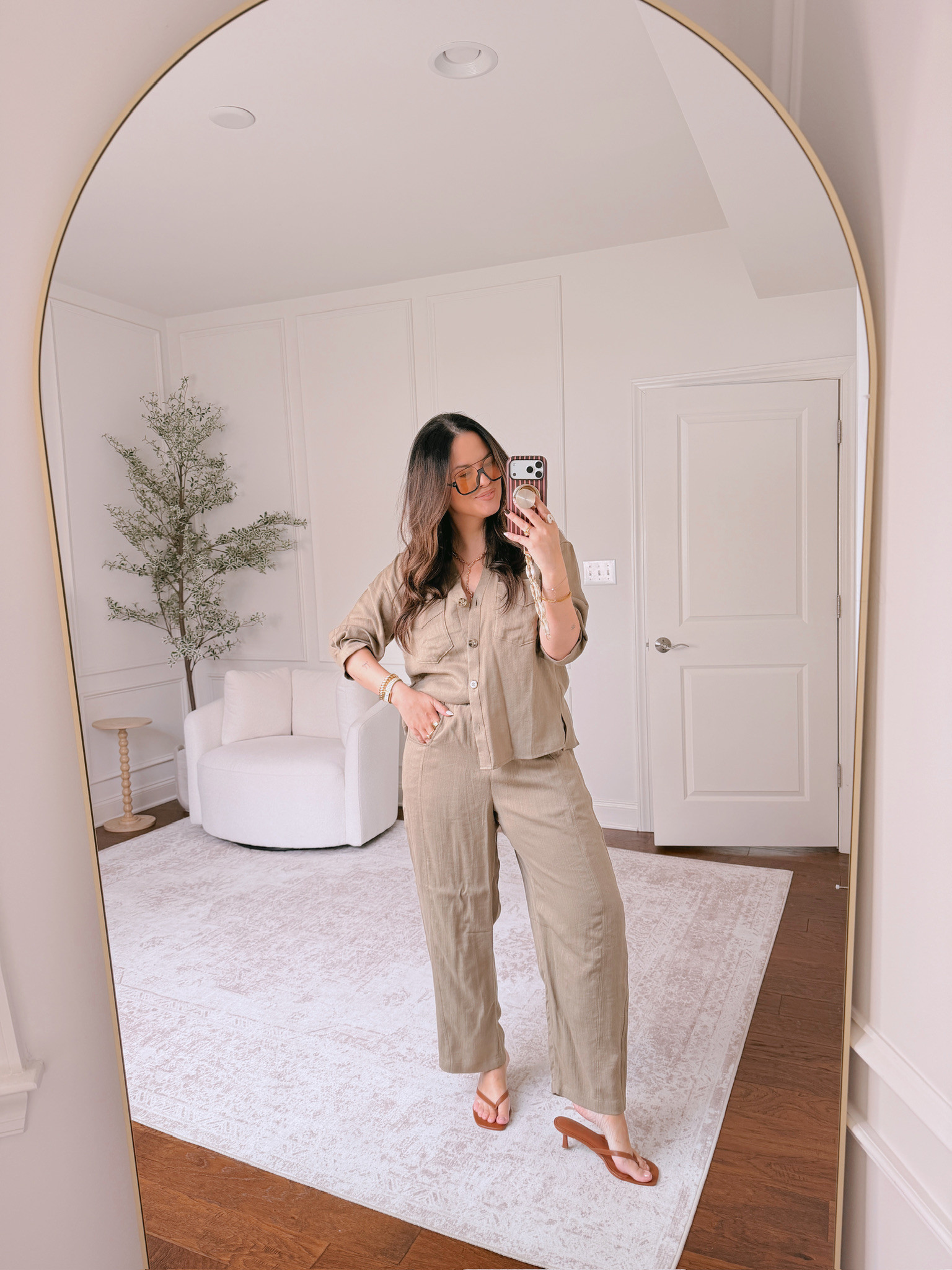 wearing a large in the top, XL in the bottoms

#LTKSeasonal #LTKMidsize