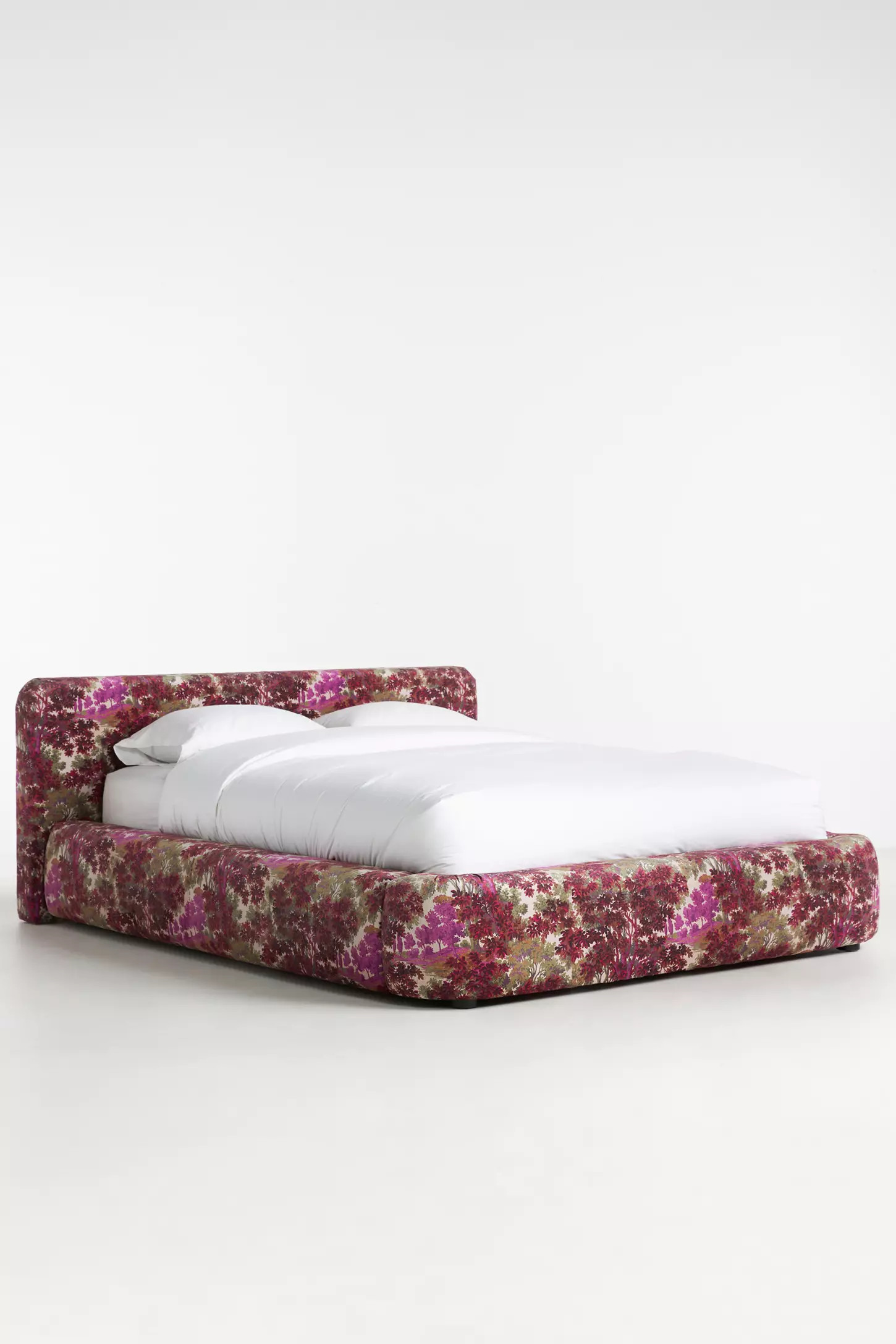 Vienne Velvet Winnie Bed | Anthropologie (US)
