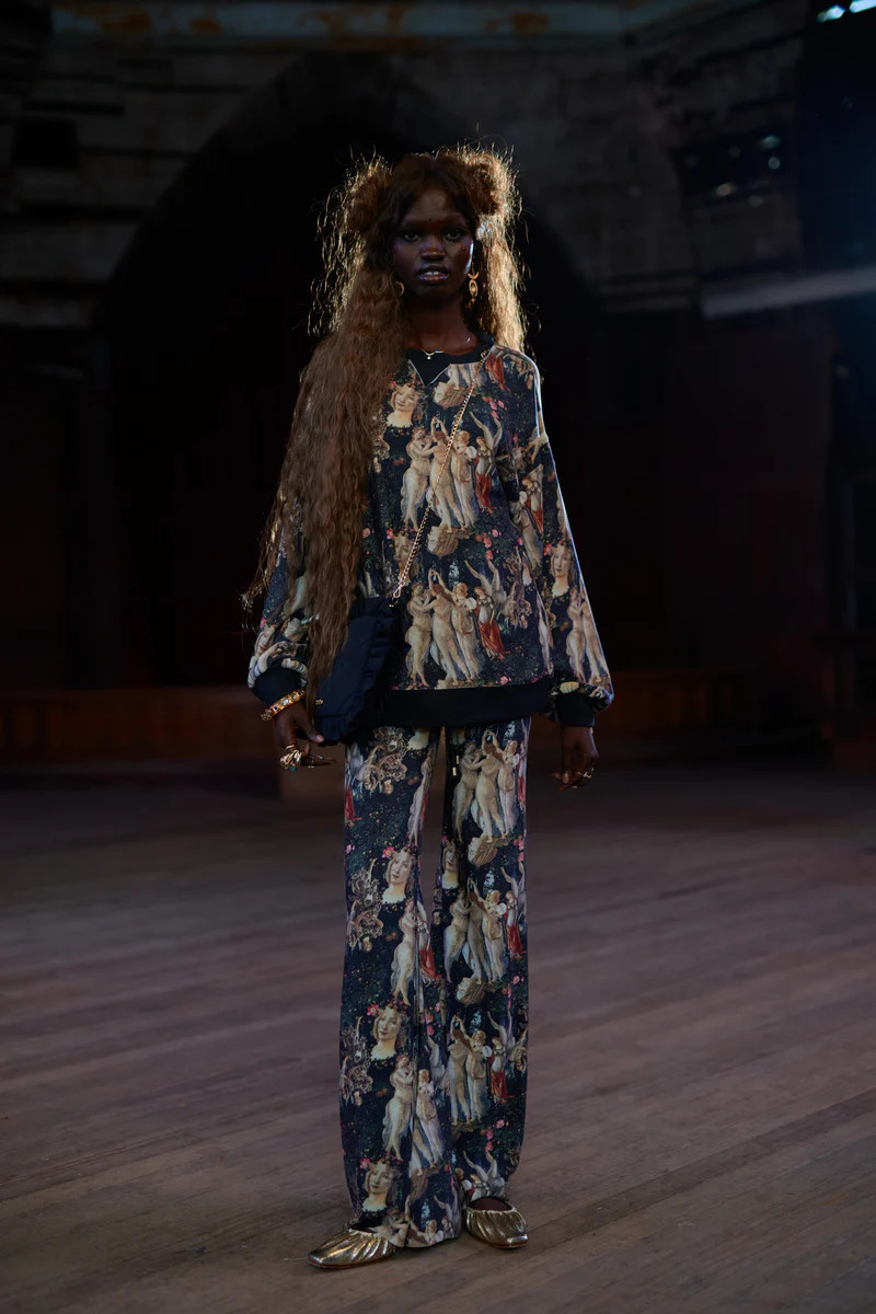 The Primavera Pillow Sweater | Selkie Collection