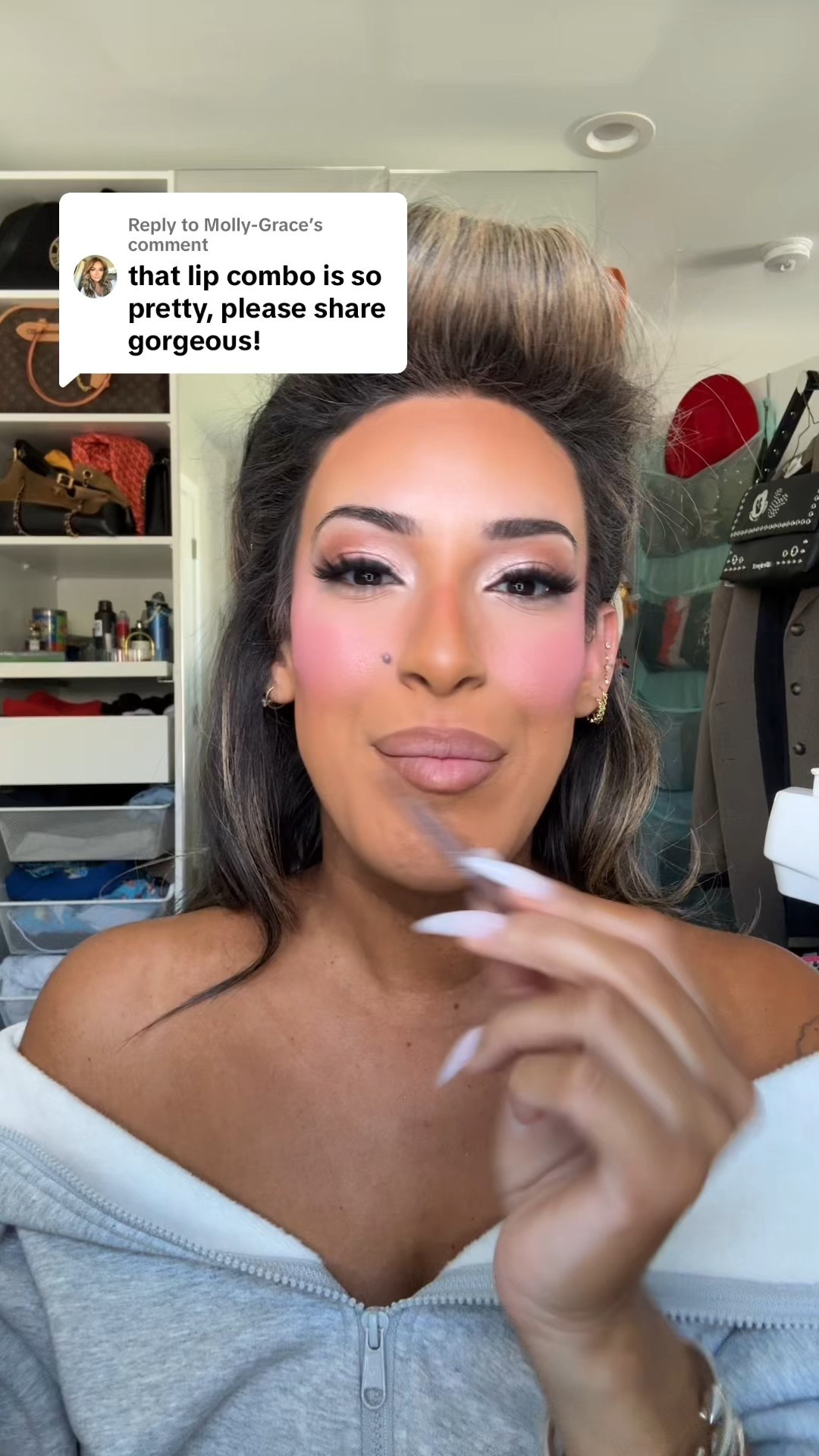 Glossy Nude lip combo
Colourpop lip liner
Morphe lip liner
MAC Cosmetics lipstick
Lilly Lashes in Mykonos 

Glosses Gemme Beauty

#LTKBeauty