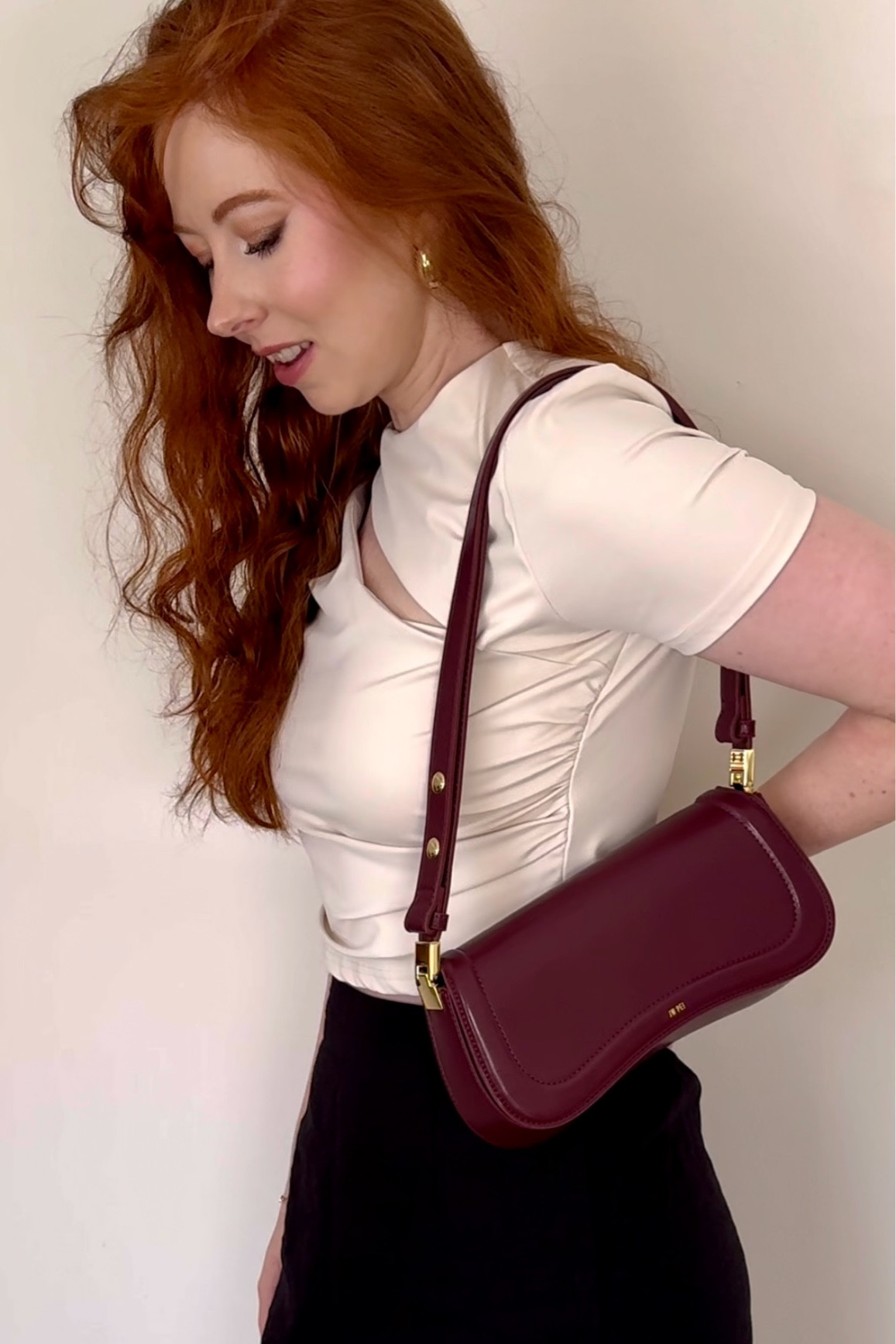 Staple handbag ♥️
Top: Missguided (similar linked)
Skirt: Kmart Aus (similar linked)

#LTKaustralia #LTKstyletip #LTKmodest