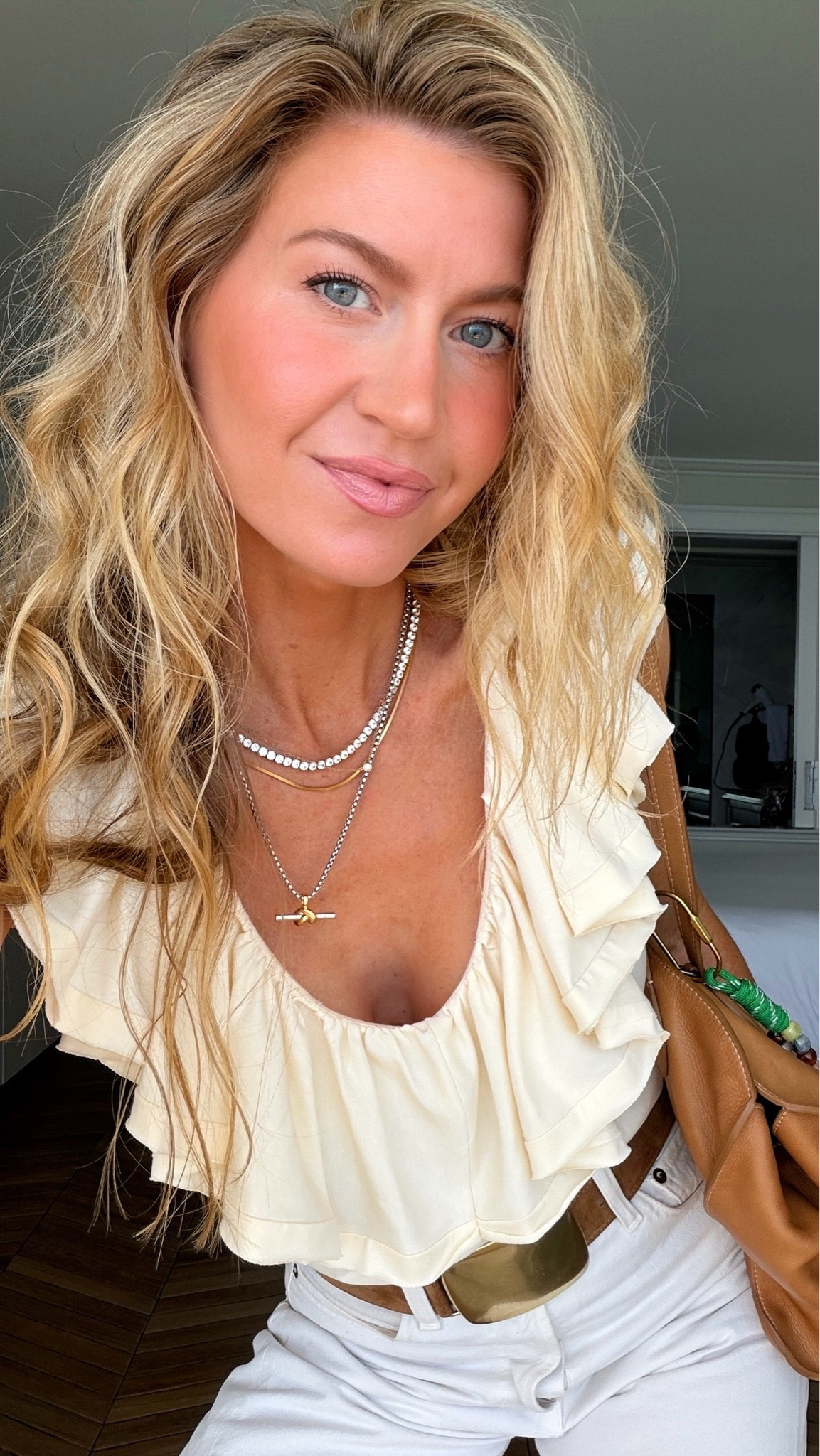 All cream for a day of shopping at fashion island. 

Cream ruffle top: TTS, wearing a S
Ivory barrel jeans: run TTS, wearing 25
Nude suede ballet flats: TTS

Classic Ray bans, cognac leather Parker Thatch bag, Dorsey tennis necklace, matte gold suede belt, mixed metal tbar necklace

#LTKootd #LTKgrwm #LTKdayinmylife