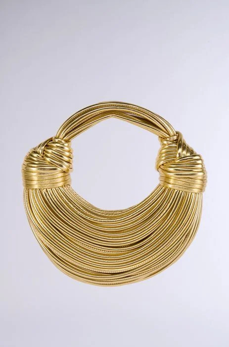 BRB FAUX LEATHER METALLIC ROPE PURSE IN GOLD | AKIRA