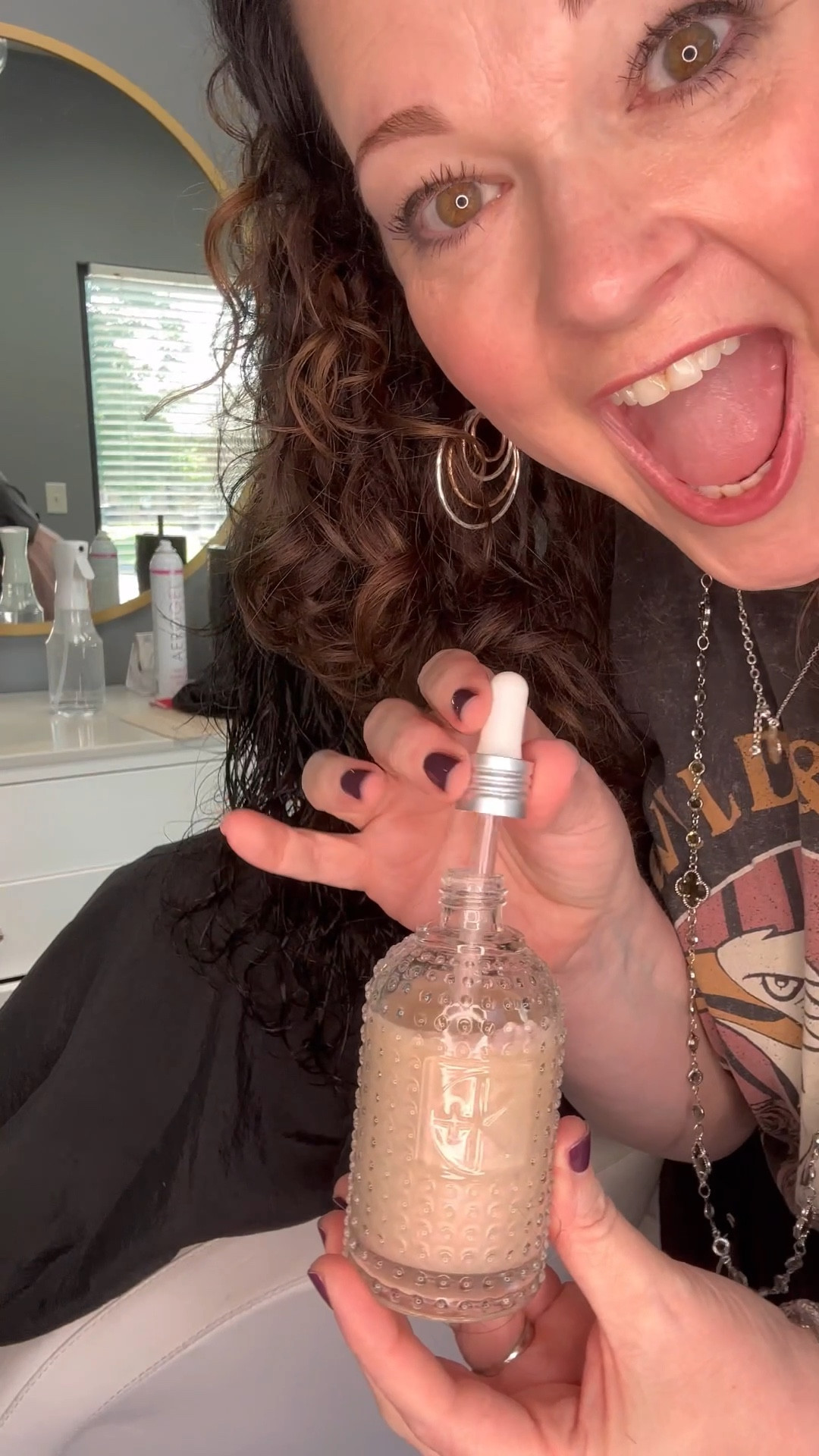 Laura’s hair used to be type 3a curls all over her head and now her hair has transitioned into very loose waves on the top with 3A curls on the bottom. What do we do? I treated it all exactly the same, applying products all over her hair, and diffusing with an ionic dryer. The results are gorgeous!

Today I used:

Paul Mitchell Super Skinny
Simply Smooth Magic Potion
Cult+King Jelly
TreLuxe Hi Definition Gel
TreLuxe Reflex Serum
Aerogel Spray

@paulmitchell @americanculturebrands
@cultandking
@discovertreluxe
@trihaircare

#curlyhairroutine #CurlyHair #PaulMitchell #PaulMitchellSuperSkinny #Aerogel #CultAndKing #TreLuxe #DiscoverTreLuxe #NashvilleHairSalon #HairAmazingnessAllDayLong #SteelMagnoliasSalon

#LTKBeauty #LTKStyleTip #LTKFindsUnder50