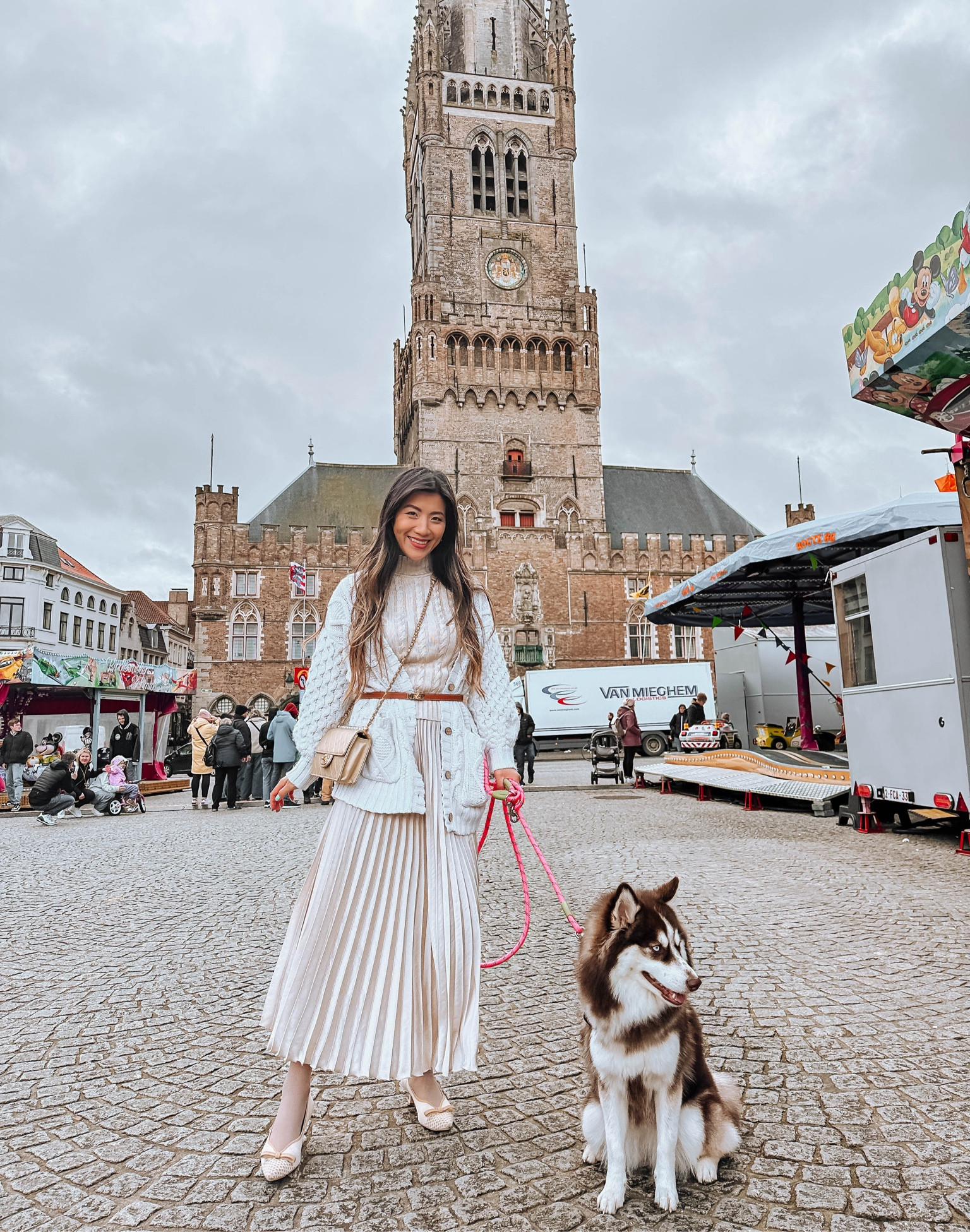 🔍 Travel outfit, cardigan, Chanel bag, neutral outfit, pleated skirt, holiday outfit, Hermes belt, Zara

#LTKSeasonal #LTKeurope #LTKtravel