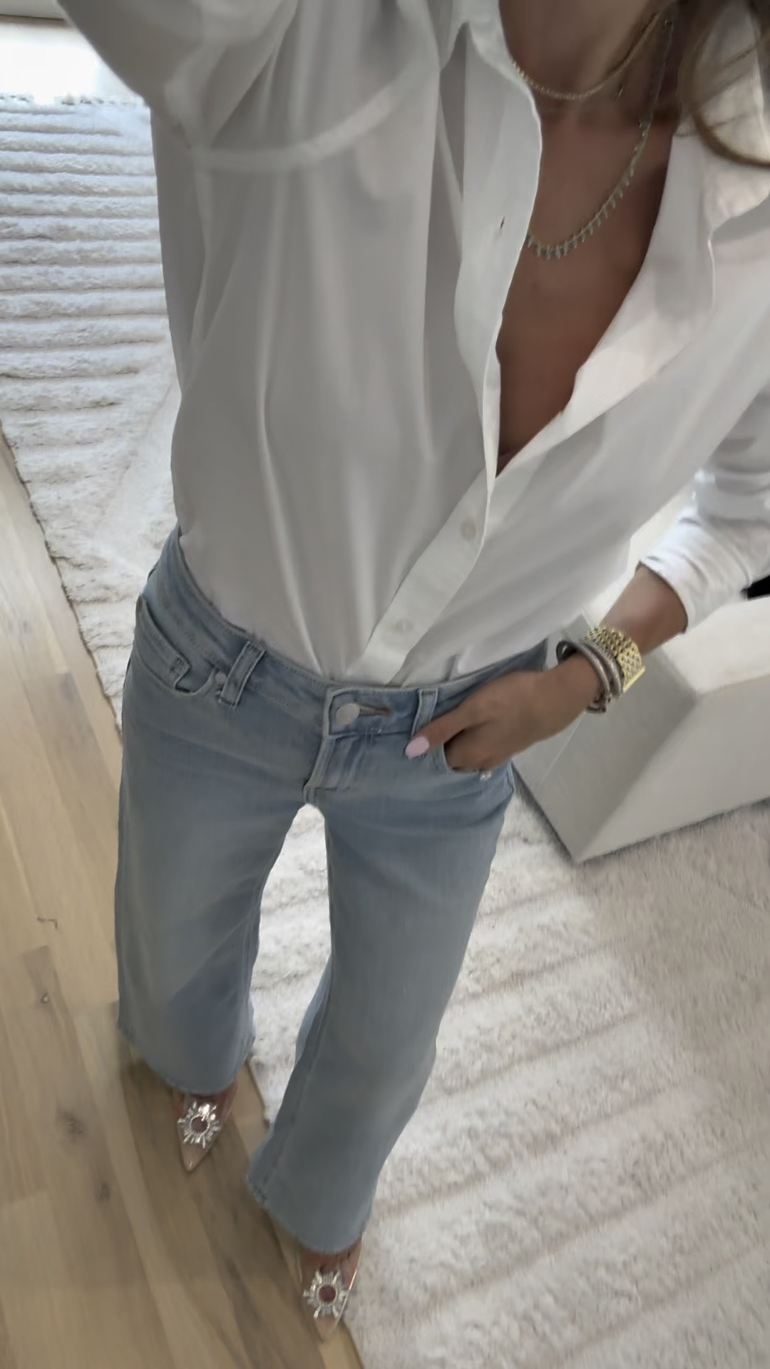 Classic button down shirt size XS organic cotton petite friendly stretchy jeans I love fall outfit ONLY $50 size 24 short

#LTKPetite #LTKSaleAlert #LTKootd