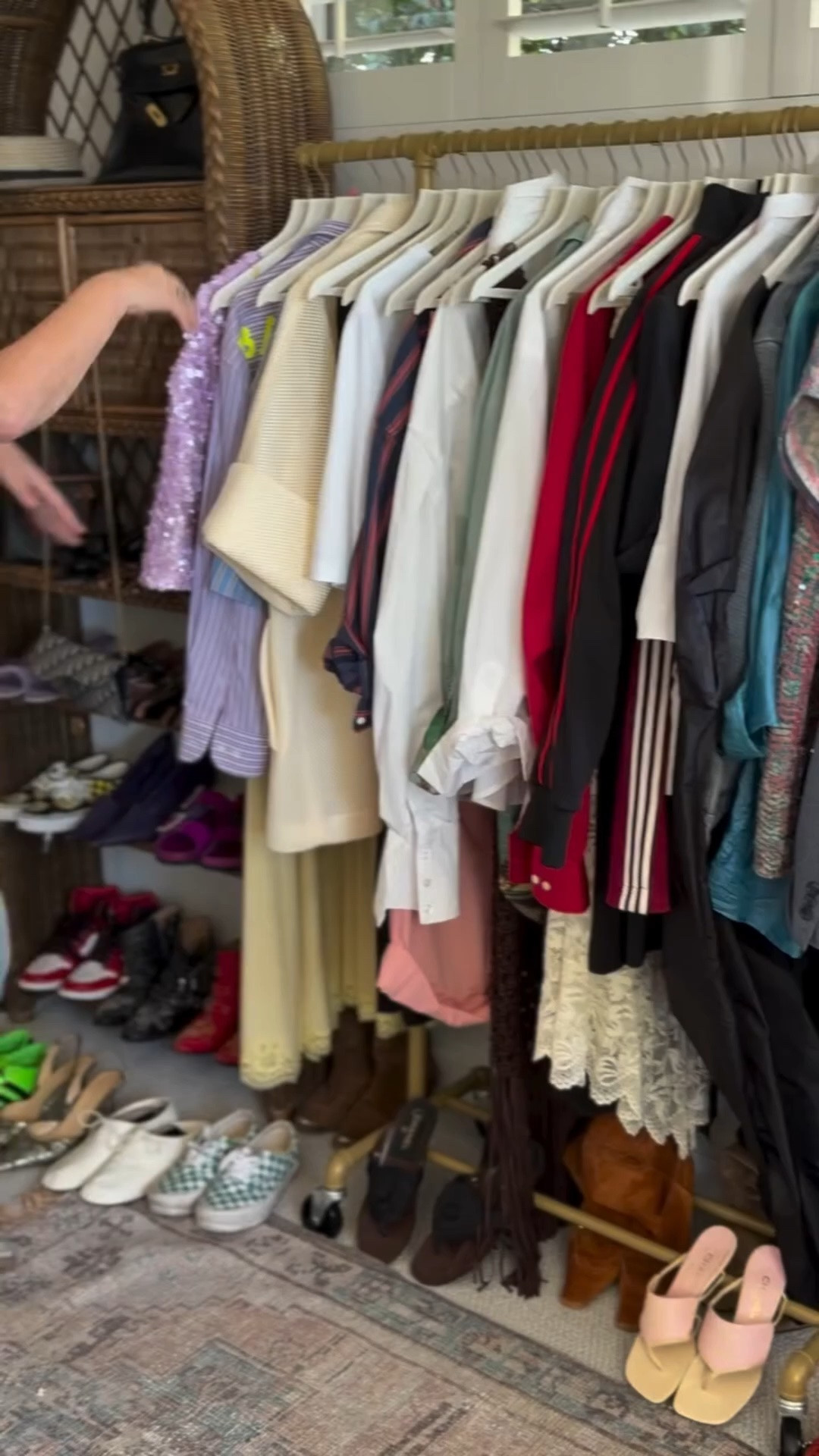 Summer Get Ready Rack uncut - I could go onnnnn and onnnnnn 😎an area where I keep the items I want to wear now and where I set aside outfits when I’m inspired